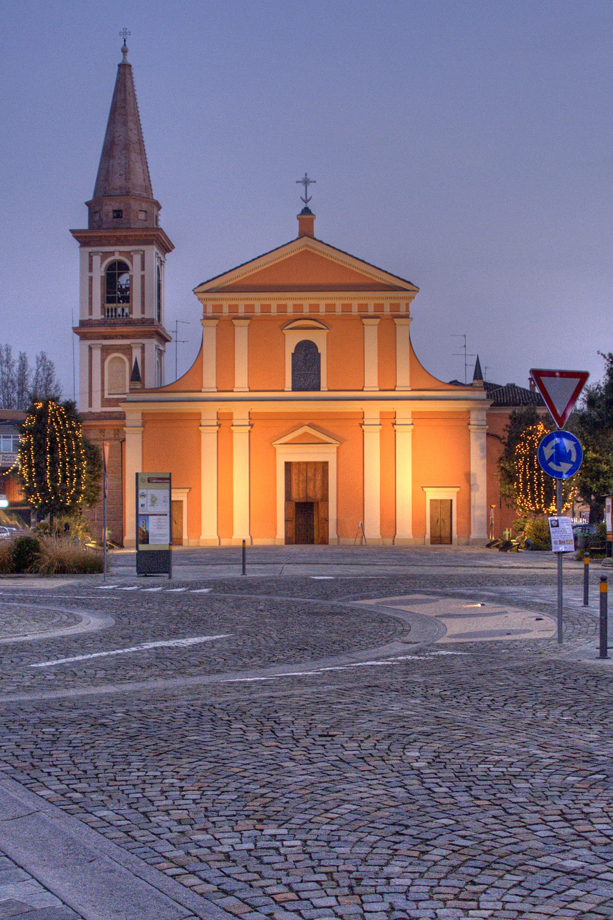 Photo showing: Campogalliano, provincia di Modena: la chiesa parrocchiale di Sant'Orsola.