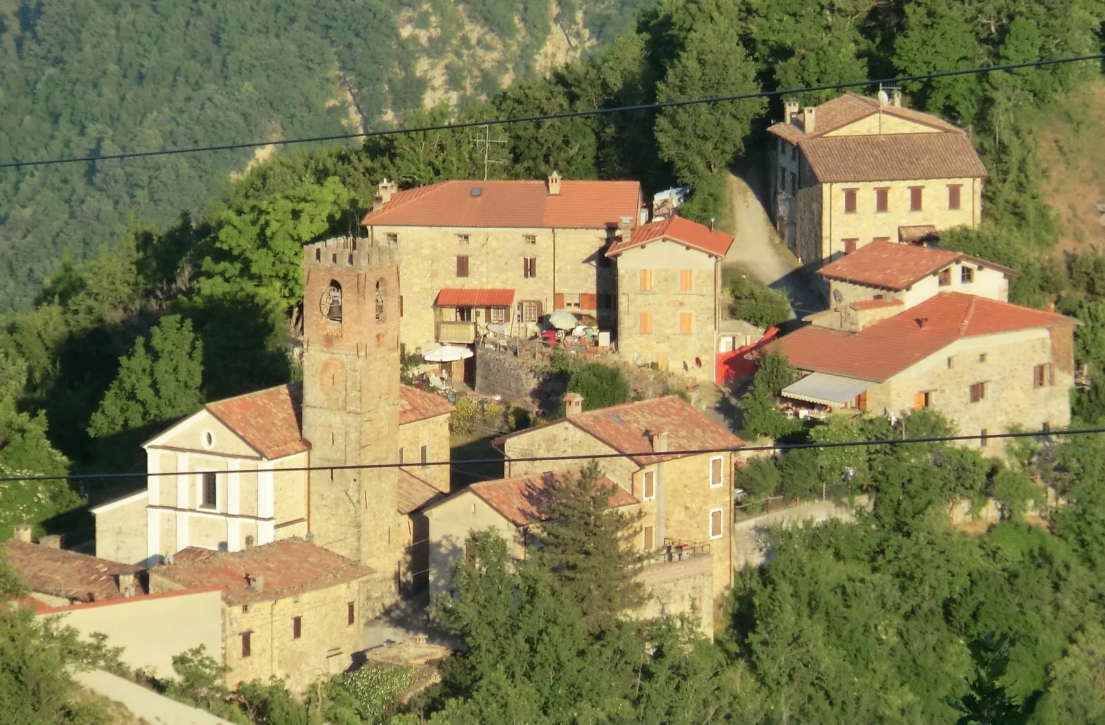 Photo showing: Castello di Casola, Terenzo, Italy