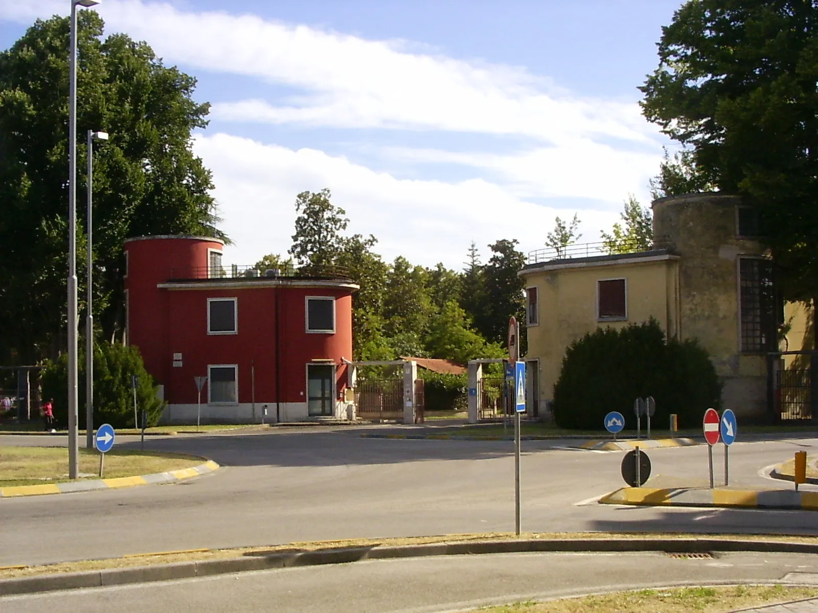 Photo showing: Tresigallo, entrance to the sanatorium