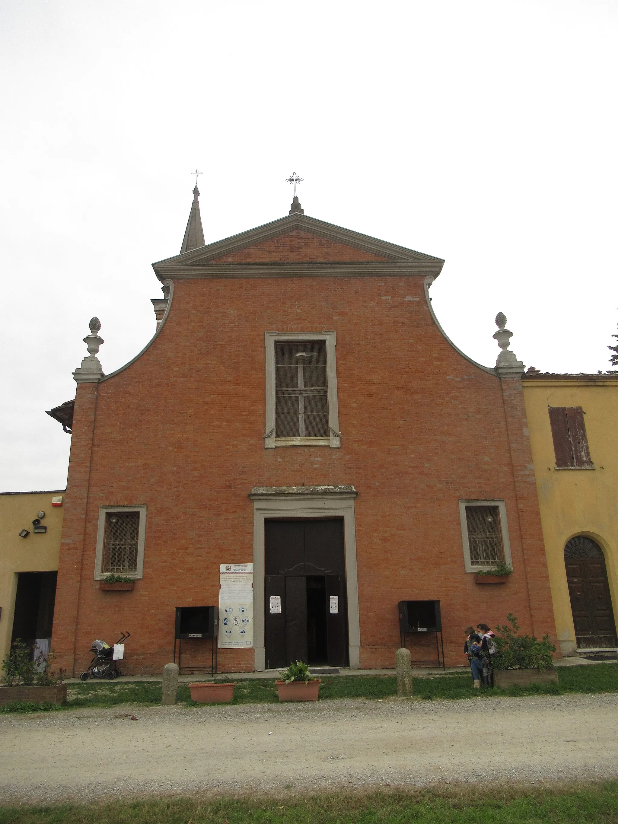 Photo showing: Chiesa di San Giovanni Battista di Medola - facciata