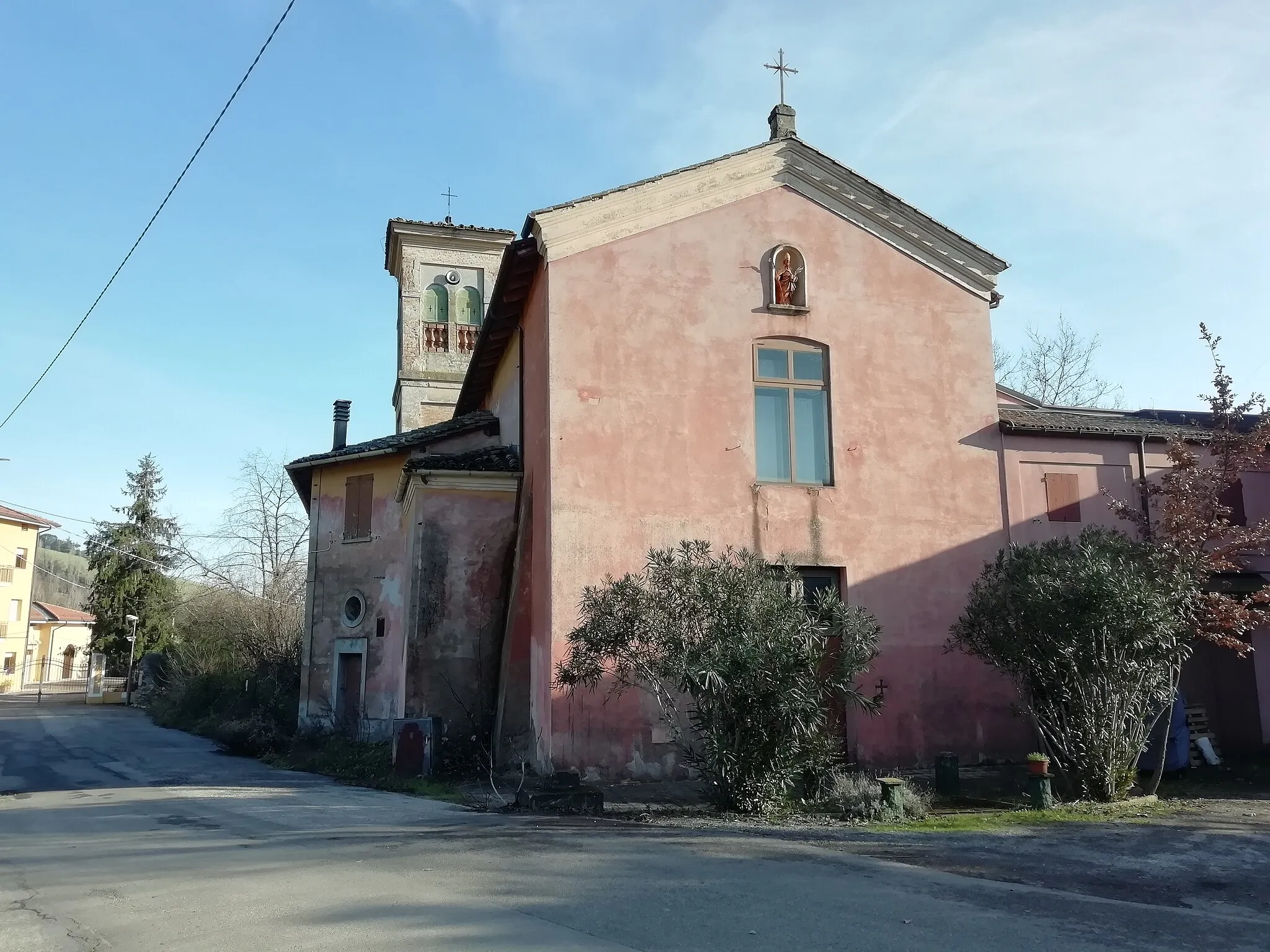 Photo showing: Chiesa di Sant'Apollinare, Paderno, Bologna