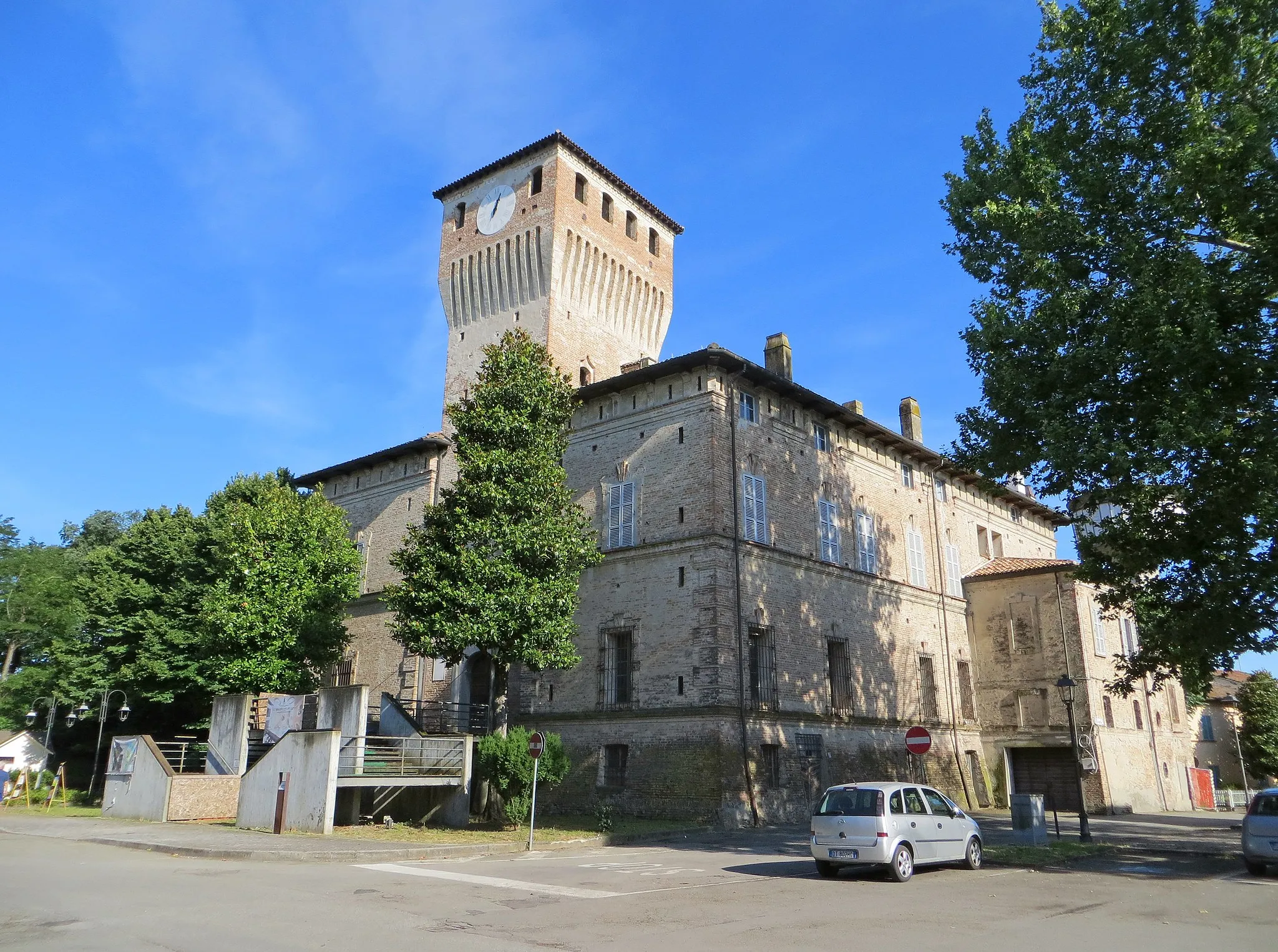 Photo showing: Rocca dei Terzi (Sissa) - facciata e lato ovest