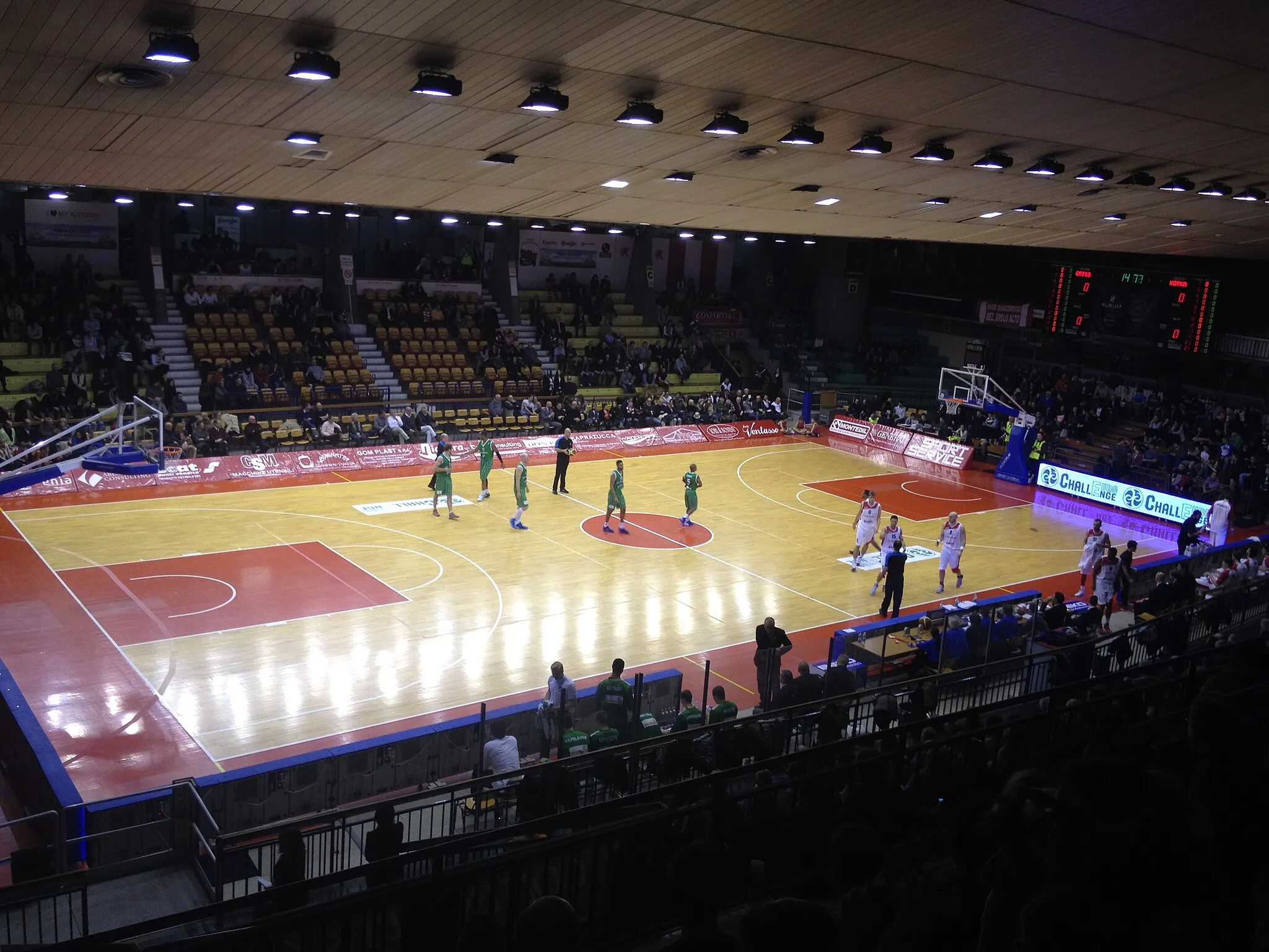 Photo showing: Gironi iniziali di Eurocup Grissin Bon Reggio Emilia vs. KTP-Basket