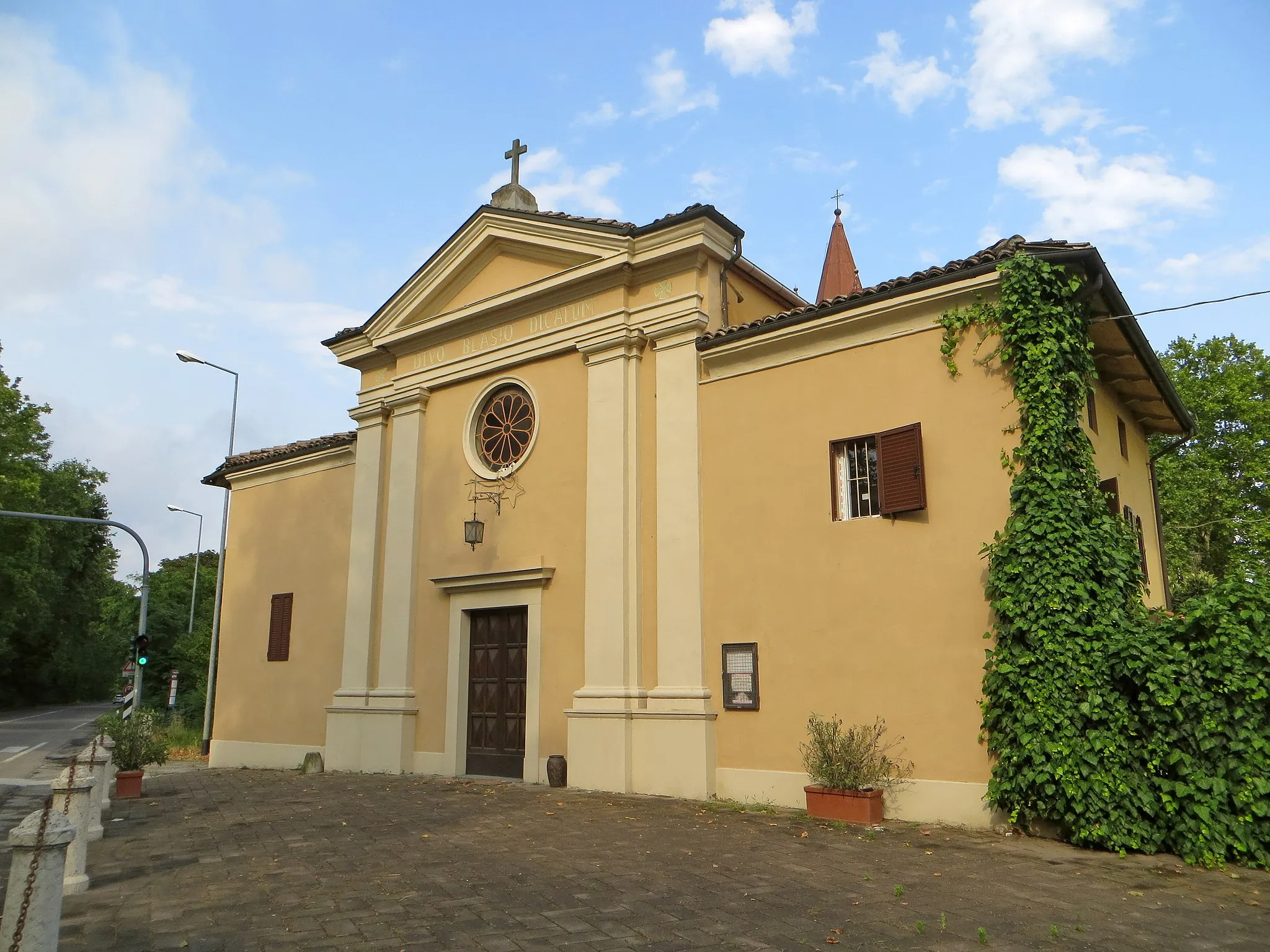 Photo showing: Chiesa di San Biagio (Vicopò, Parma) - facciata