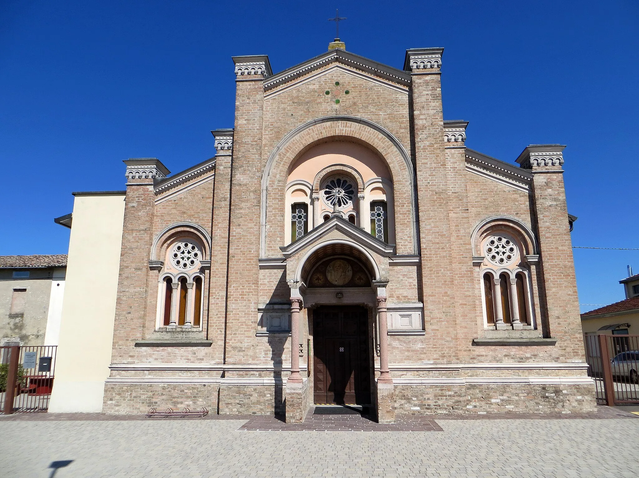 Photo showing: Chiesa di Sant'Ilario (Fognano, Parma) - facciata