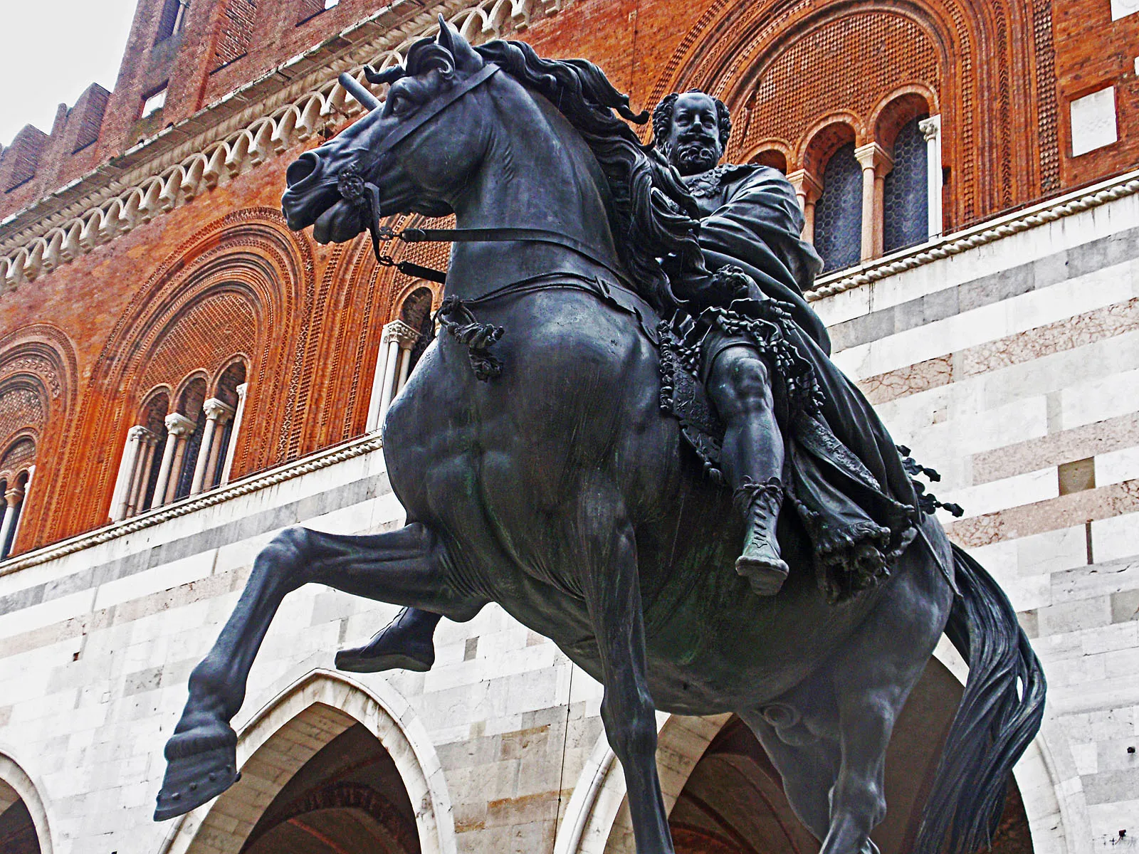 Photo showing: it's situated on the Piazza Cavalli and was created by Francesco Mochi da Montevarchi between 1612 and 1628.