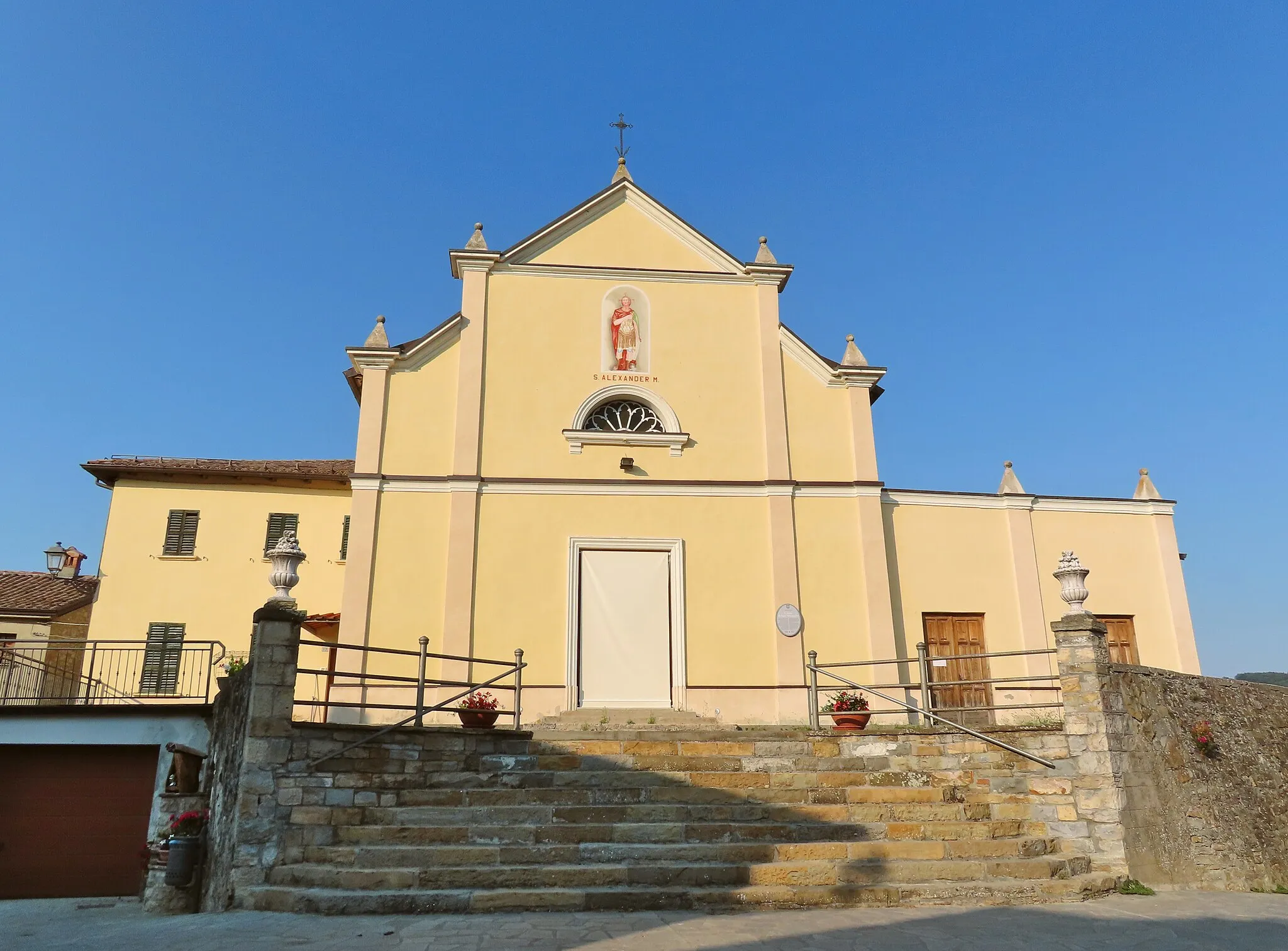 Photo showing: Facciata della chiesa di Sant'Alessandro Martire