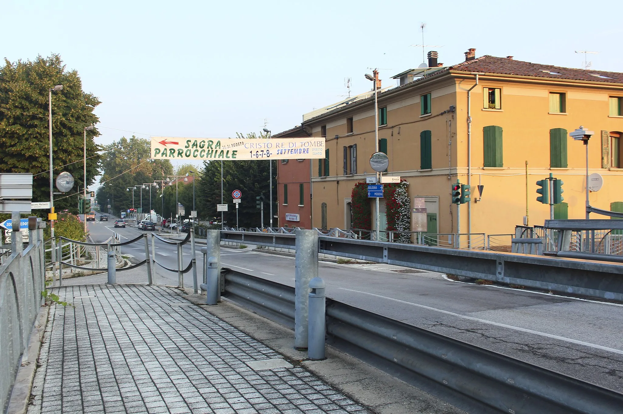 Photo showing: Lavino di Mezzo, hamlet of Anzola dell'Emilia, Zola Predosa and Bologna, metropolitan city of Bologna, Emilia-Romagna, Italy
