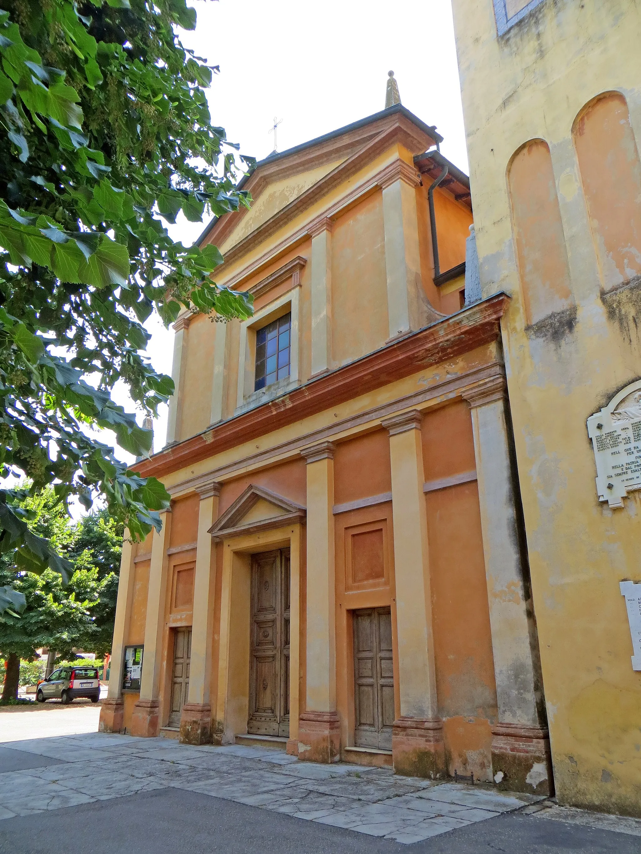 Photo showing: Chiesa di San Pietro (Vigatto, Parma) - facciata