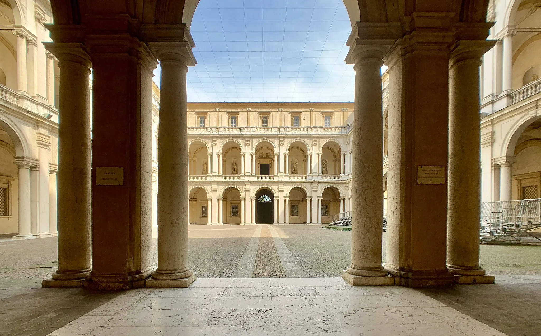 Photo showing: Courtyard, Palazzo Ducale, Modena, Italy, 2019