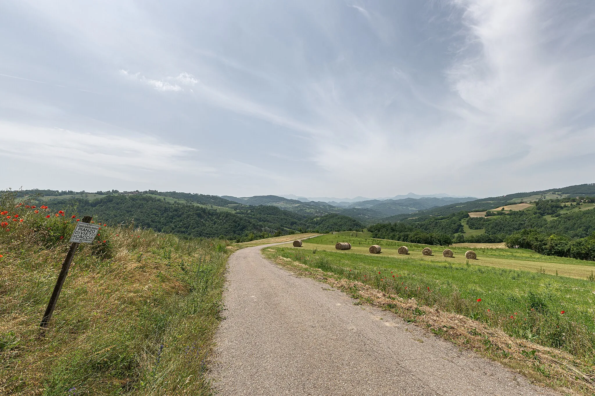 Photo showing: Unnamed Road - Casina, Reggio Emilia, Italy