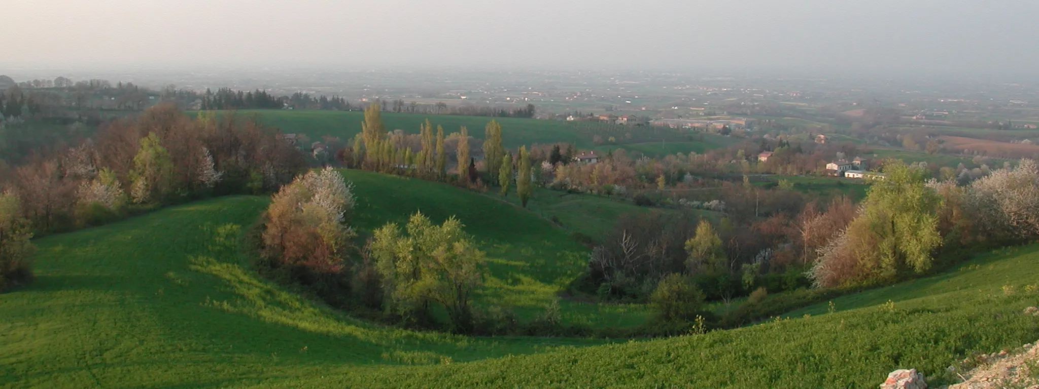 Photo showing: Albinea, Borzano, provincia di Reggio Emilia, Italy

foto di Paolo da Reggio