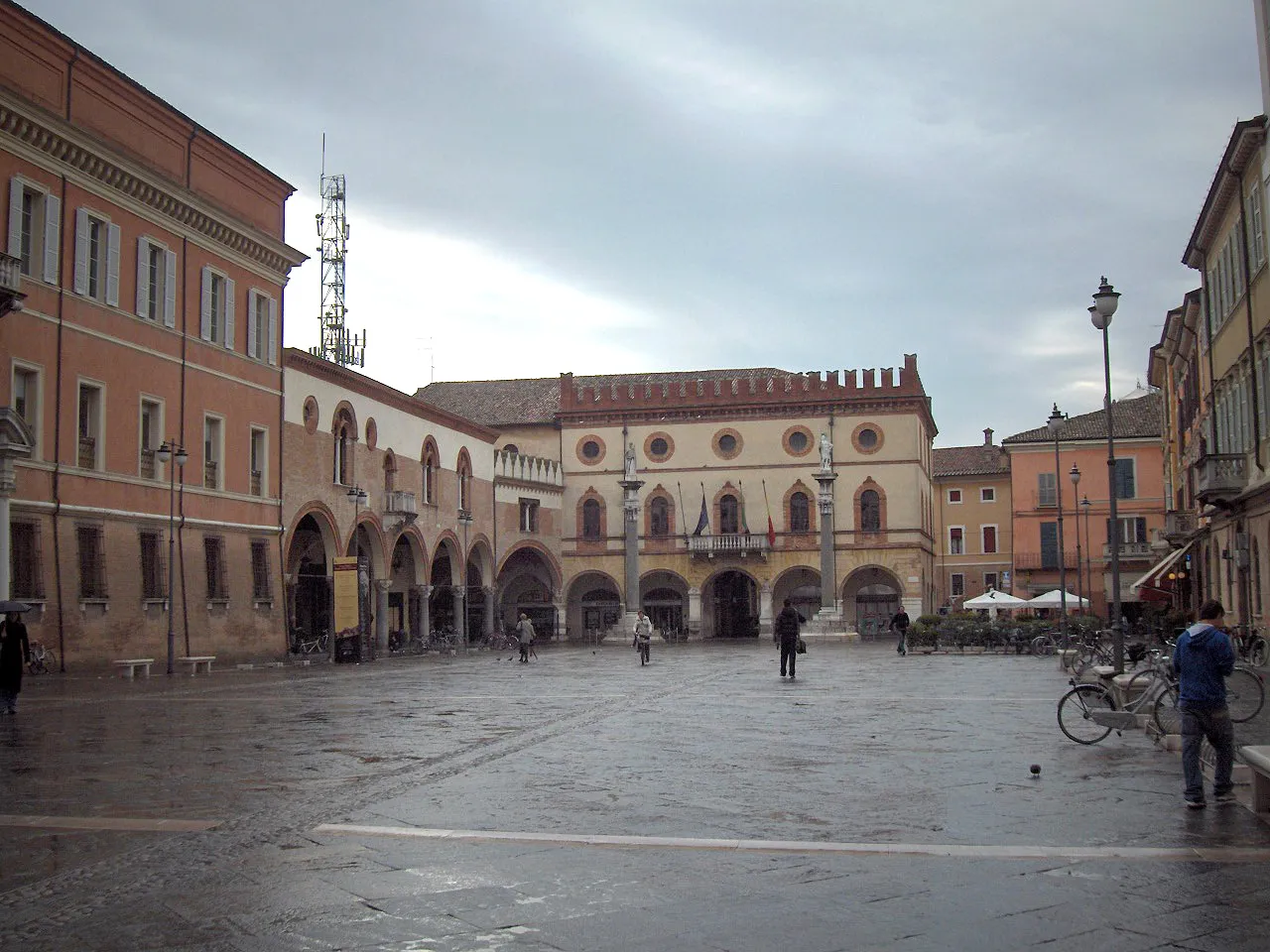 Photo showing: Palazzetto Veneziano (15th c.), Piazza del Popolo, Ravenna, Italy