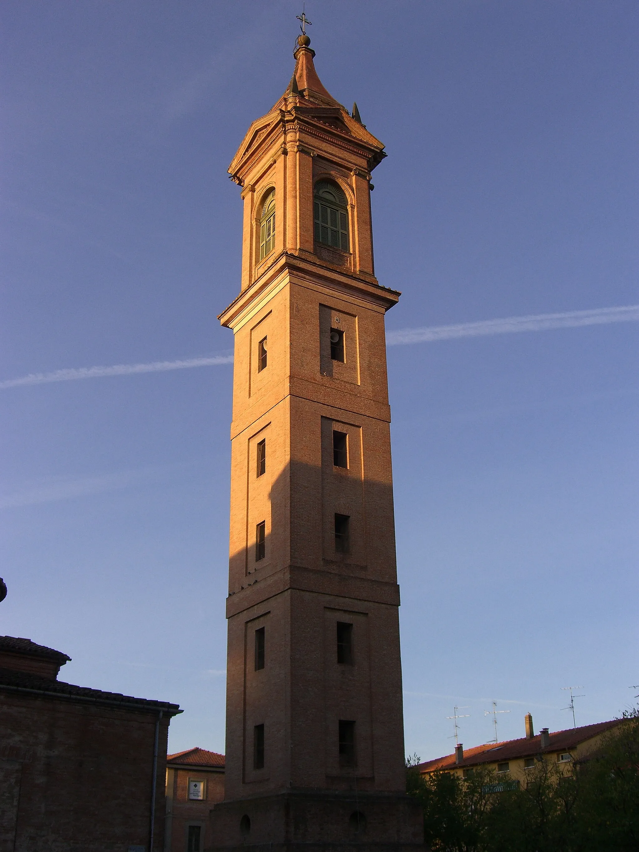 Photo showing: Campanile della chiesa di San Mamante di Medicina.