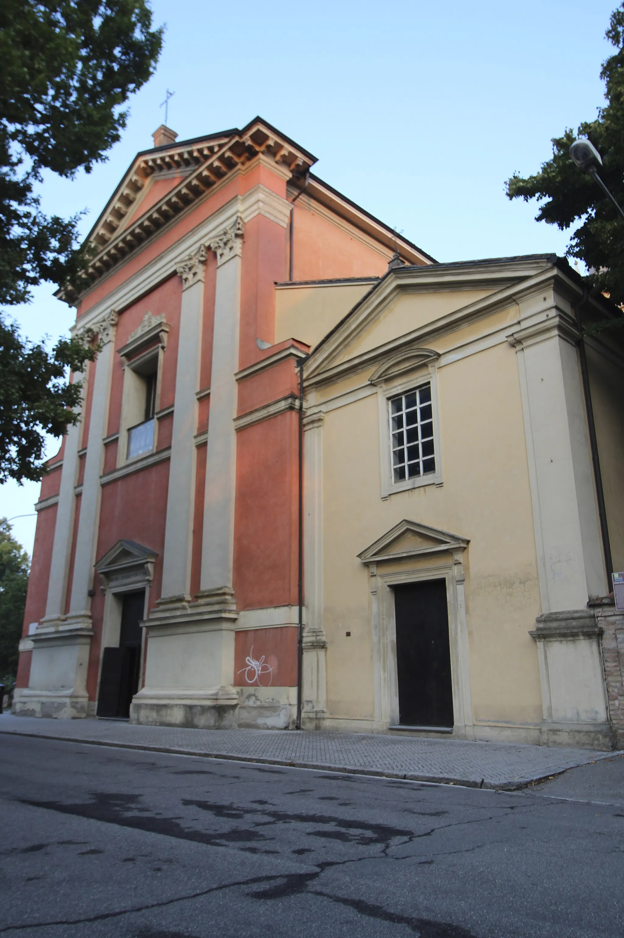 Photo showing: Church Santi Pietro e Paolo, Anzola dellEmilia, metropolitan city of Bologna, Emilia-Romagna, Italy