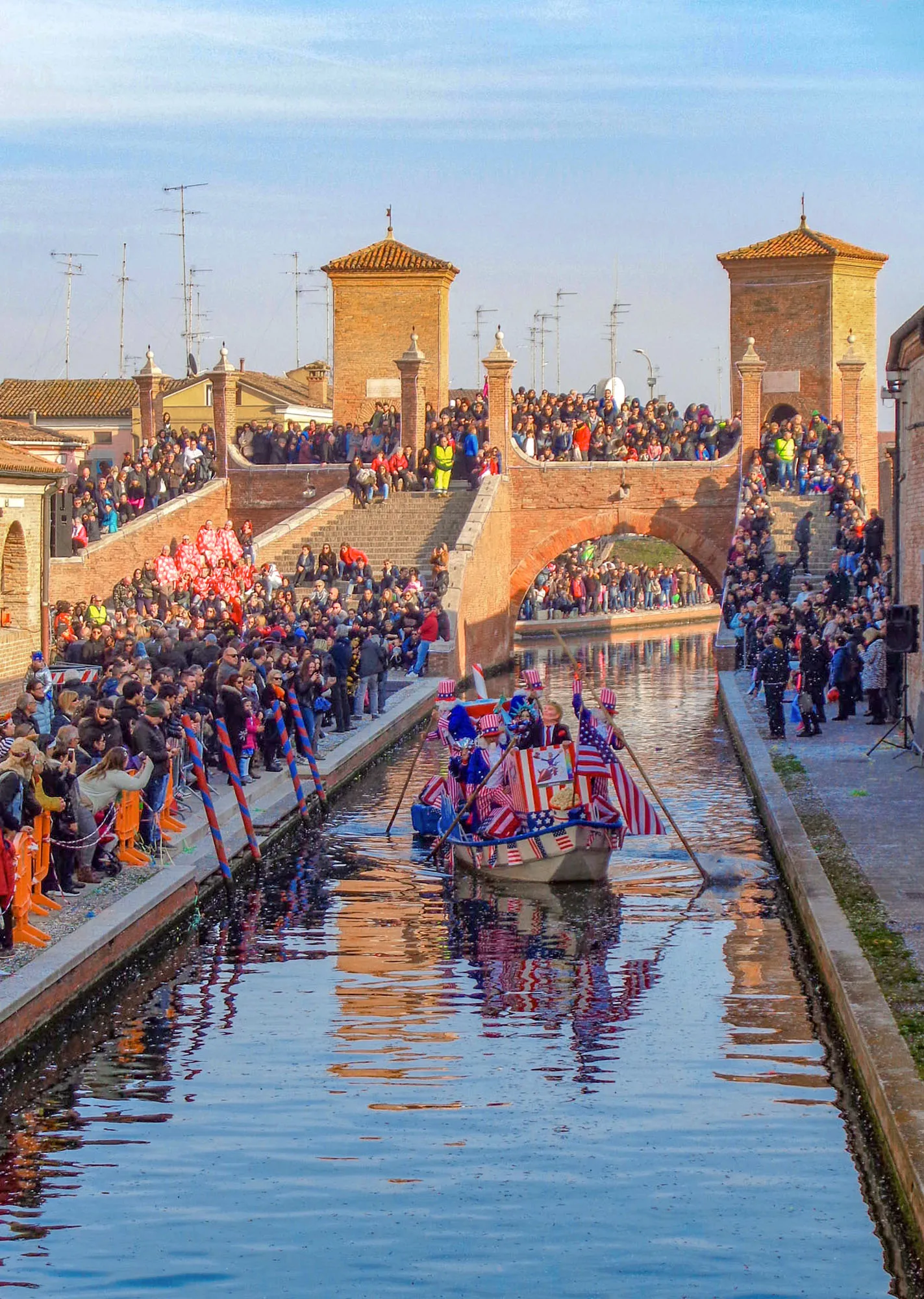 Photo showing: Italian carnival, Italian masks, traditional carnival costumes, Italian festival