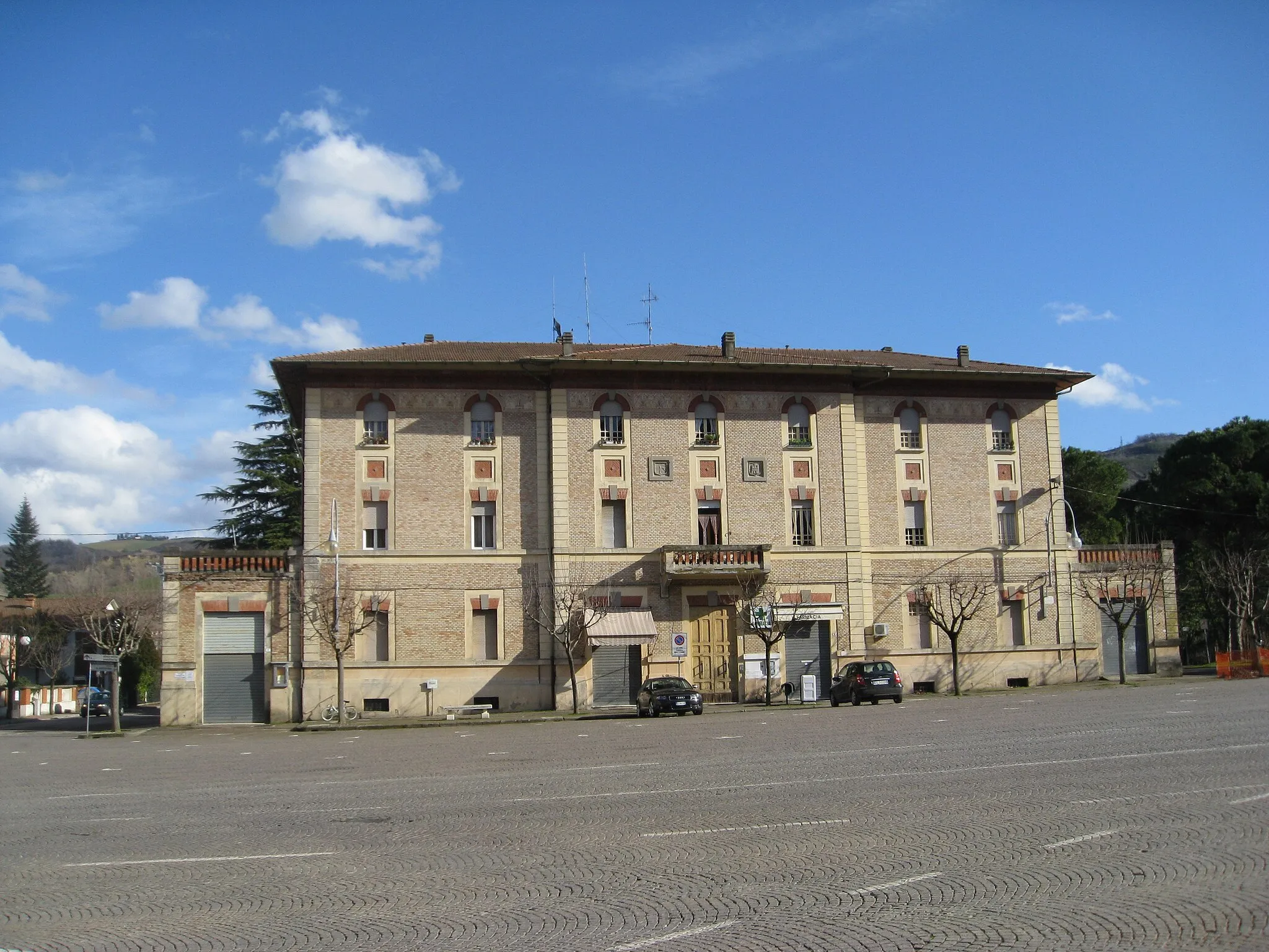 Photo showing: Predappio, casa dei sanitari.