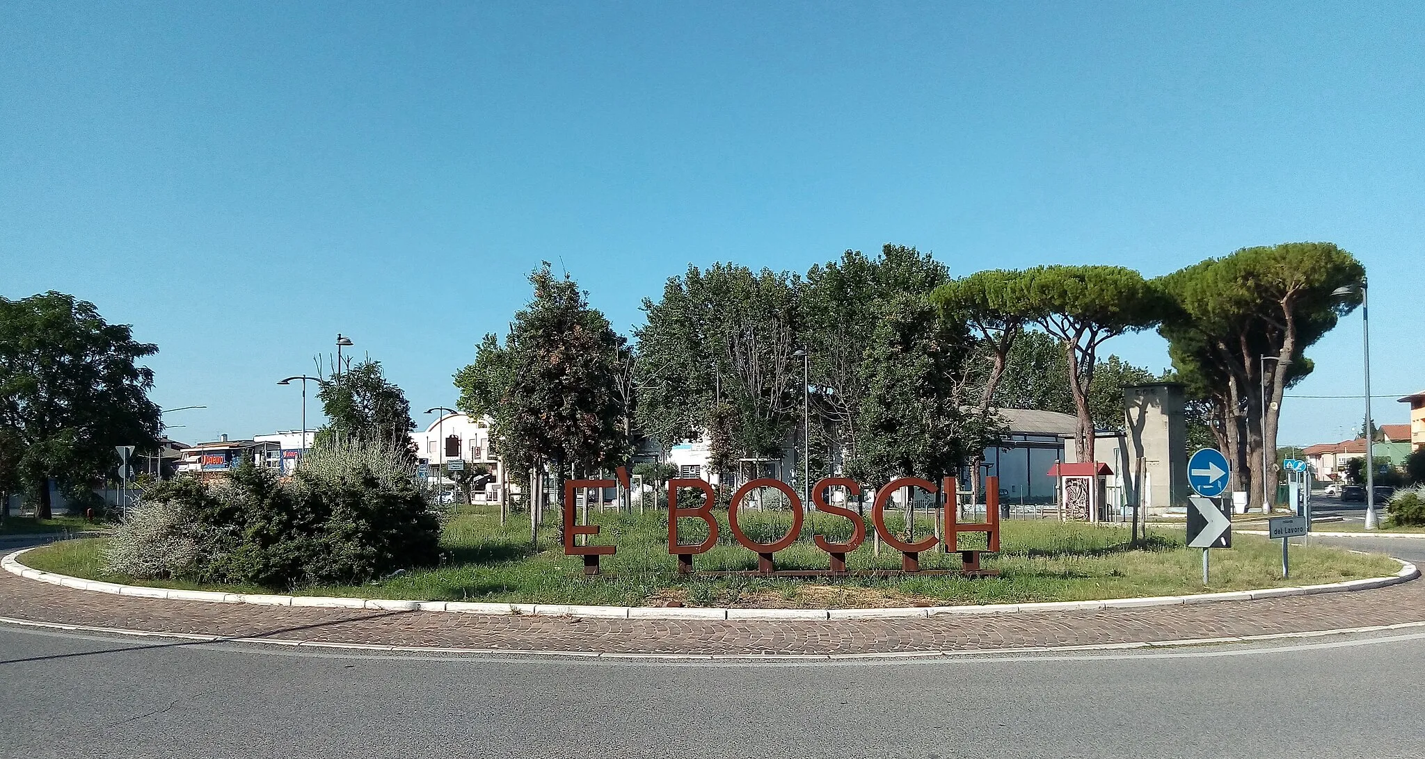 Photo showing: E' Bosch, the name of Gambettola in local language
