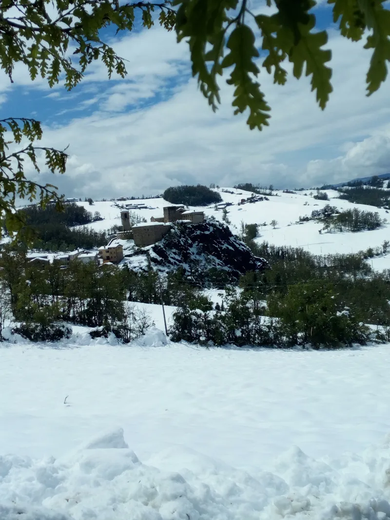 Photo showing: Pompeano - nevicata eccezionale del 5 maggio 2019