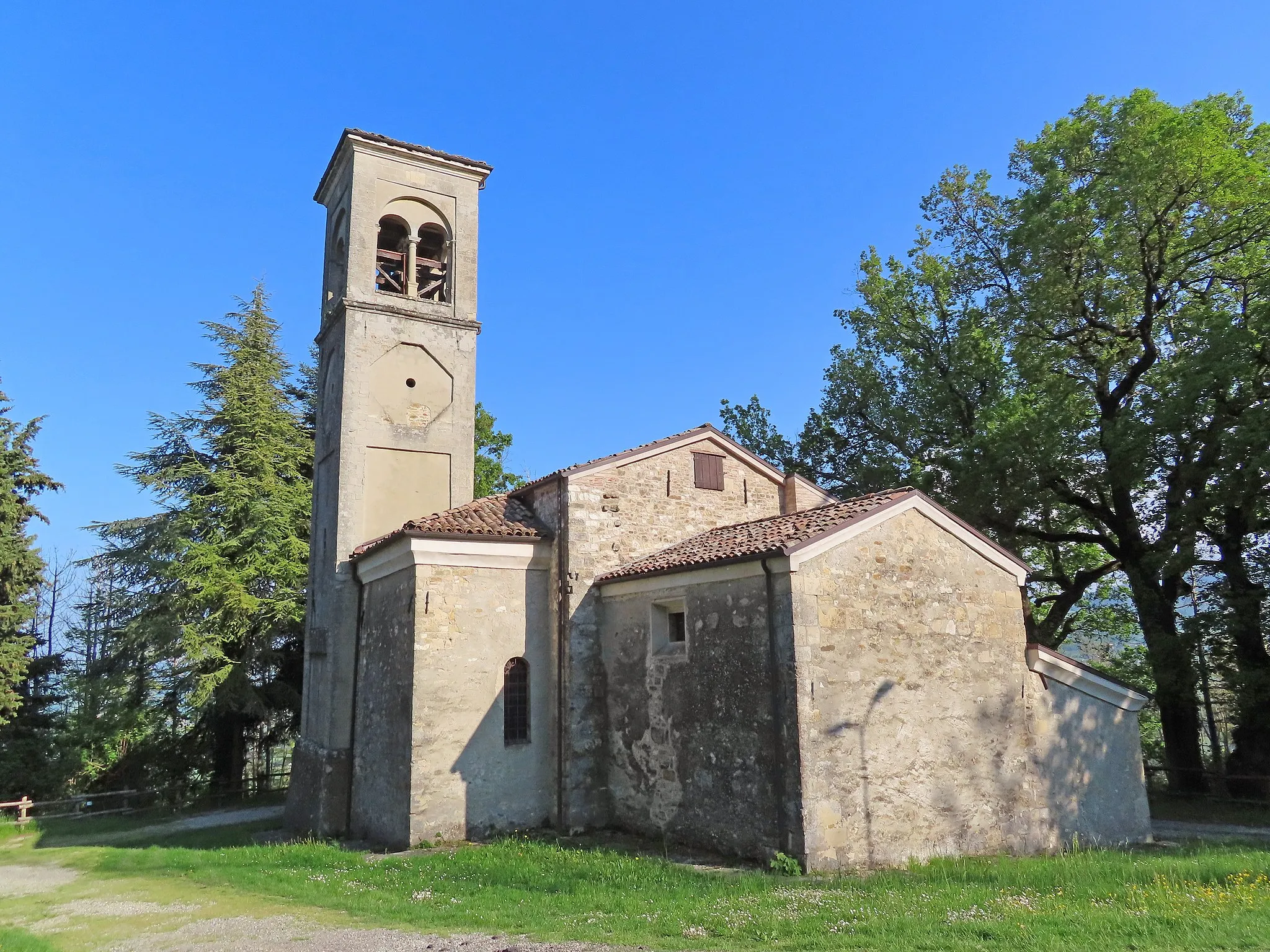 Photo showing: Abside della chiesa di San Martino