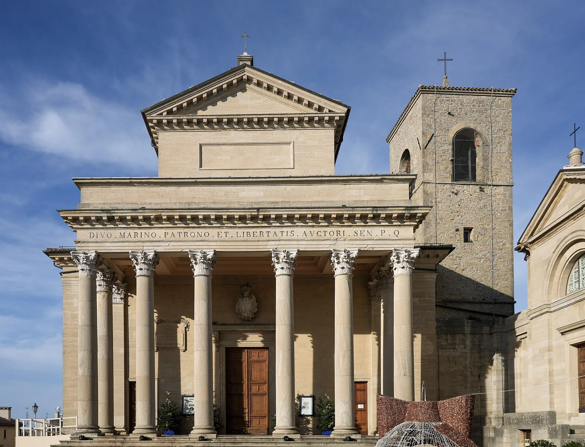 Photo showing: Cathedral San Marino - Exterior