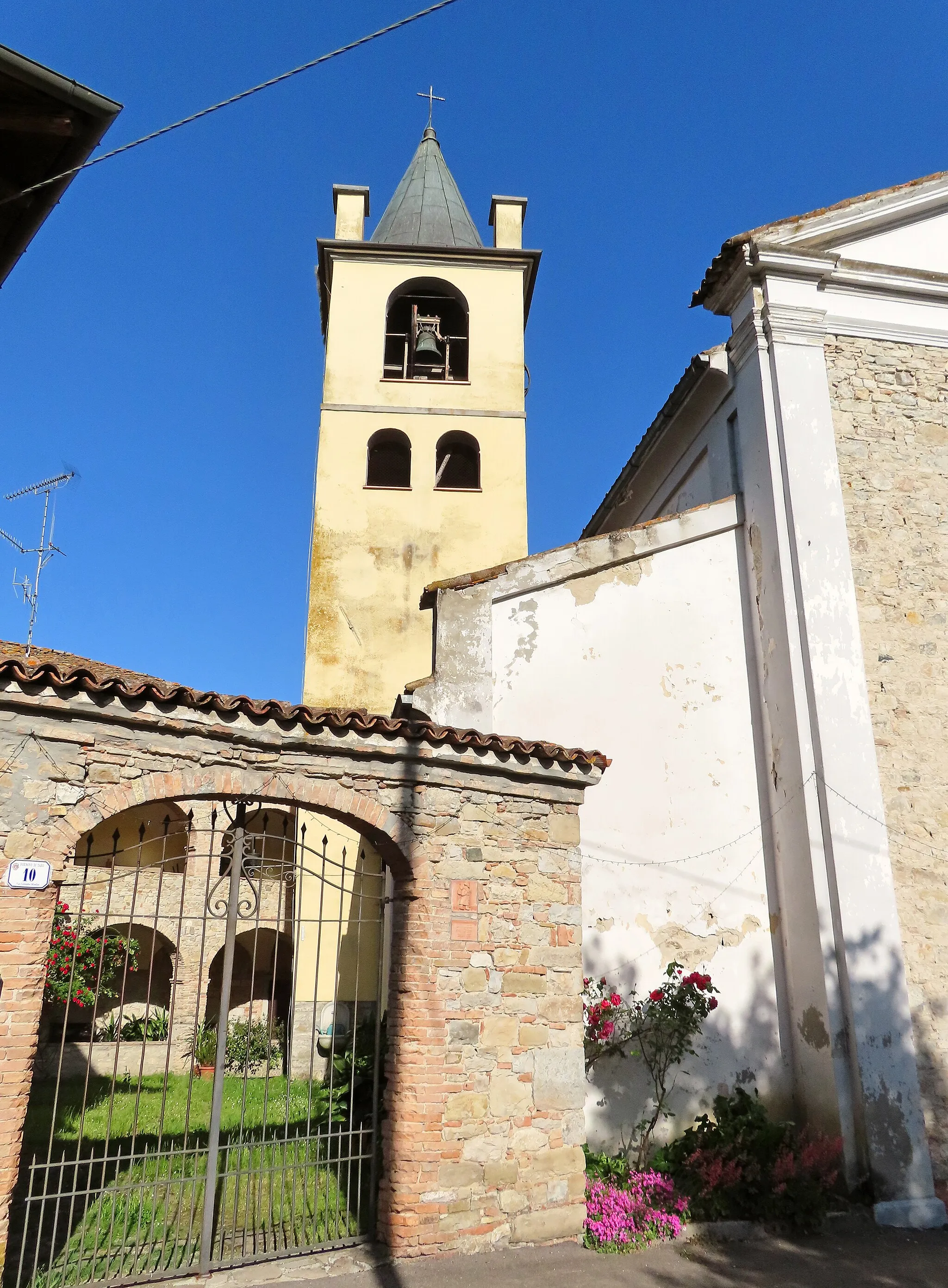 Photo showing: Campanile della chiesa di Santa Margherita