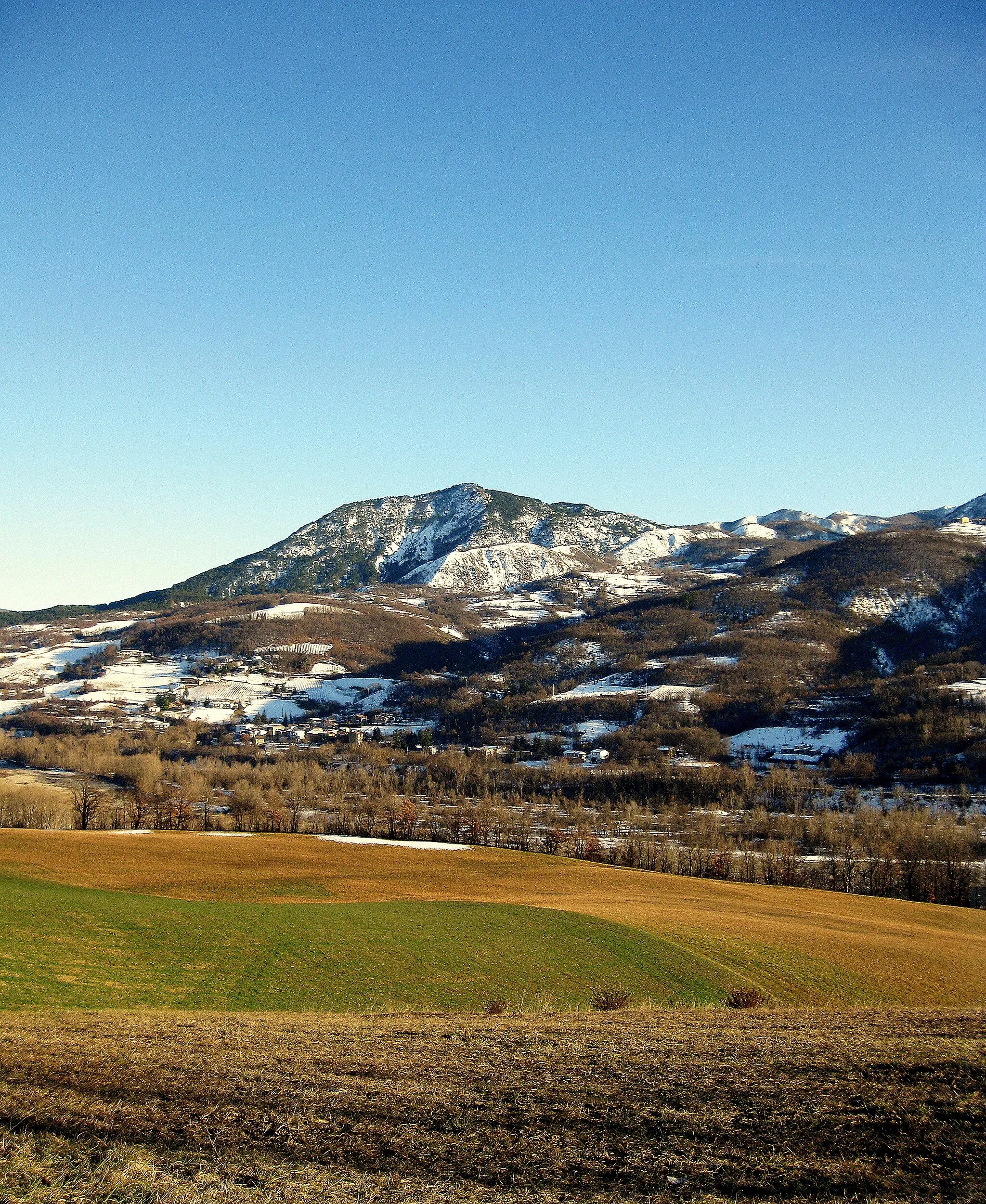 Photo showing: Cassolo e Monte Armelio