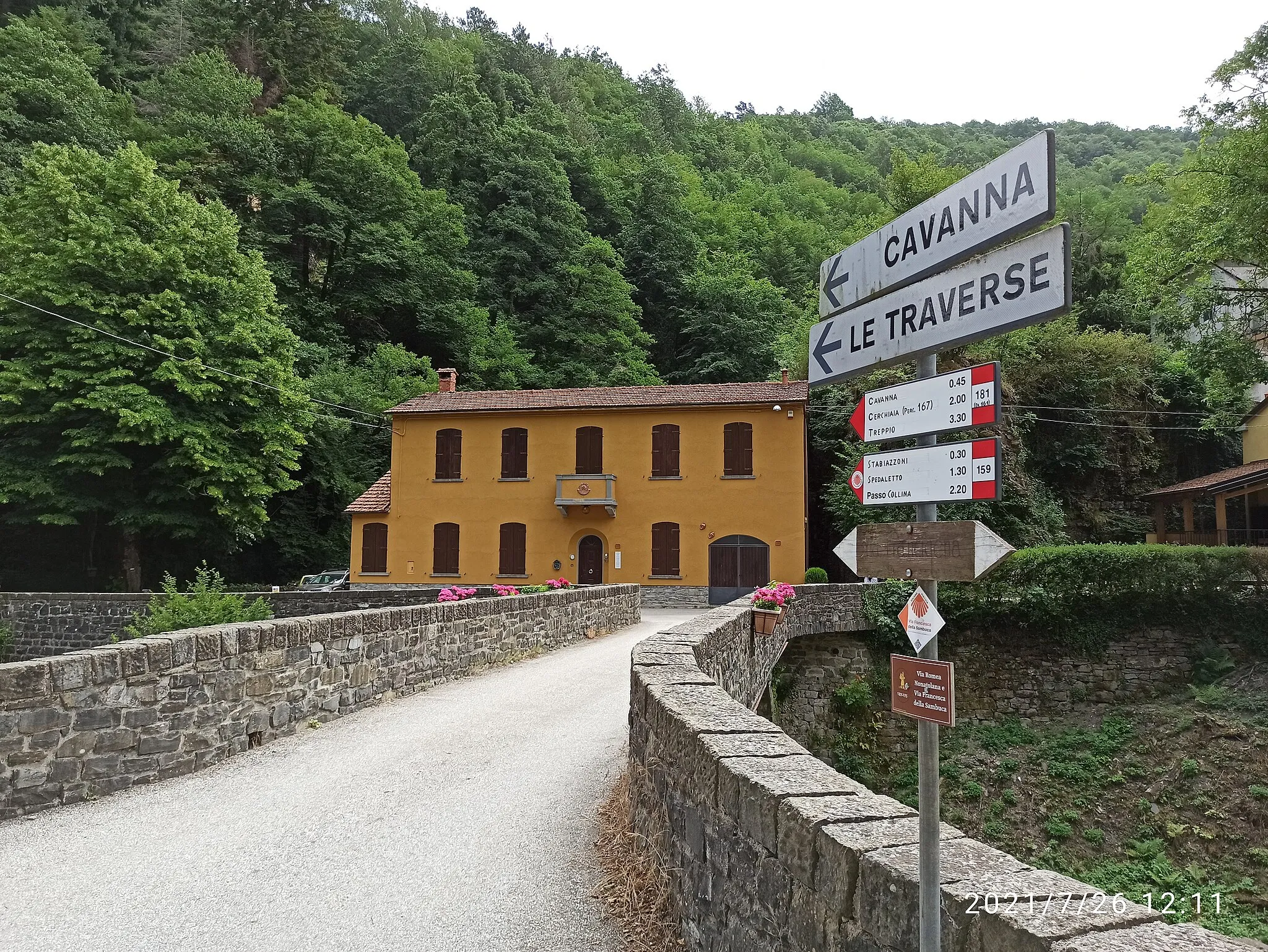 Photo showing: Segnavia CAI a San Pellegrino di Sambuca Pistoiese