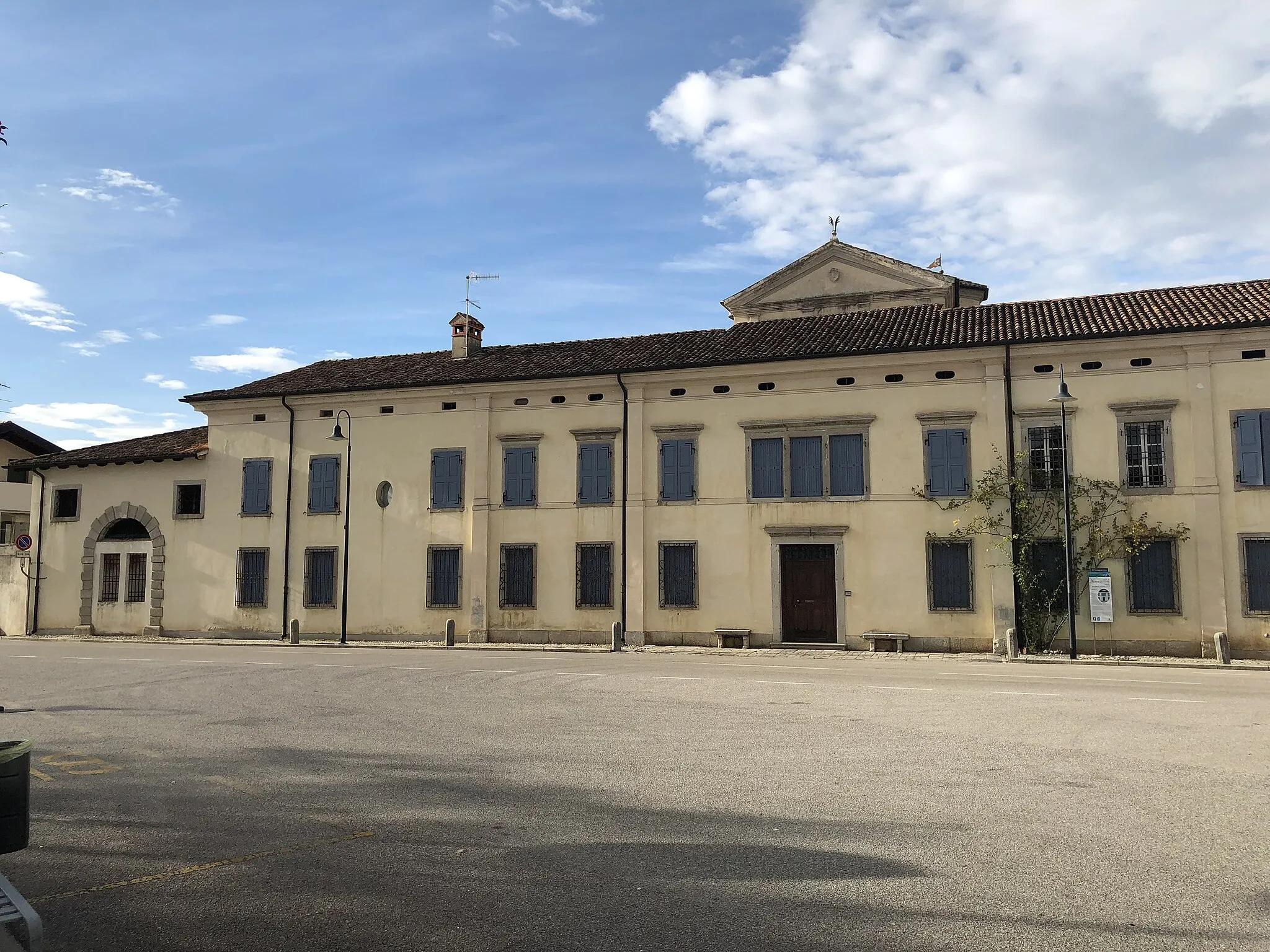 Photo showing: Villa Merlo Dragoni Lovaria