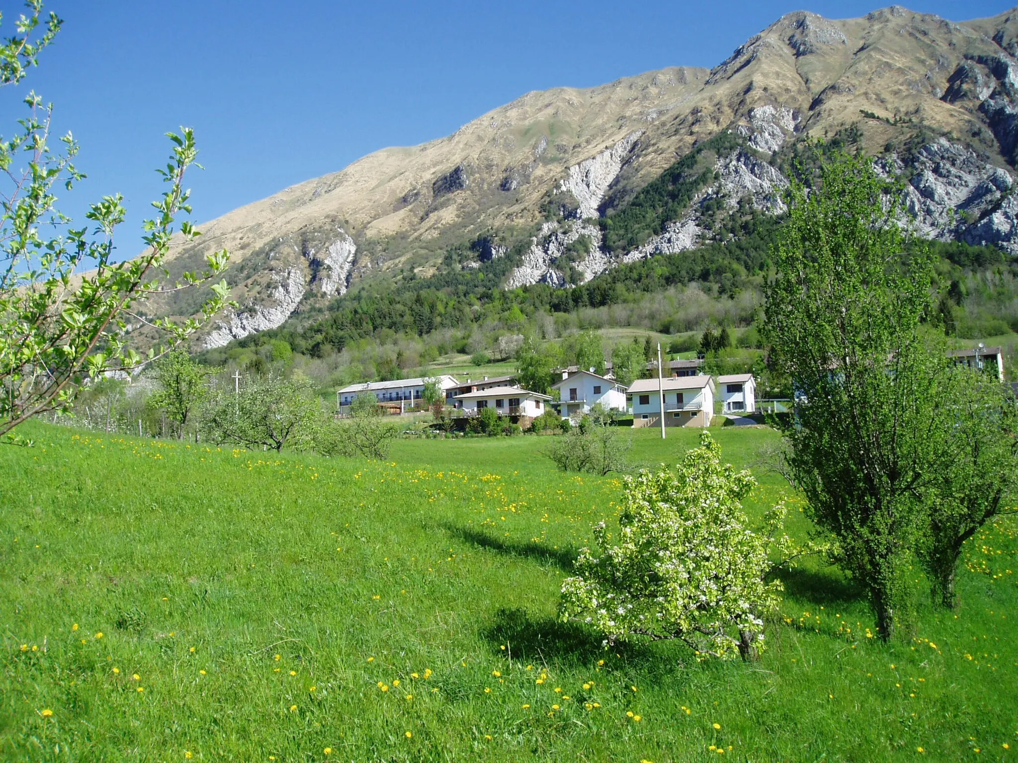 Photo showing: Monteaperta, Borgo di Sopra, commune de Taipana