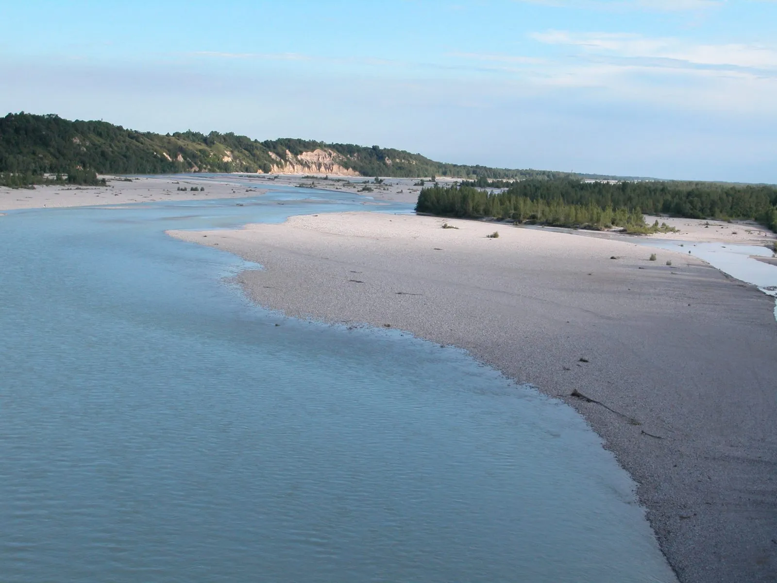 Photo showing: Tagliamento - The last wild Alpine river  www.assiemeperiltagliamento.org