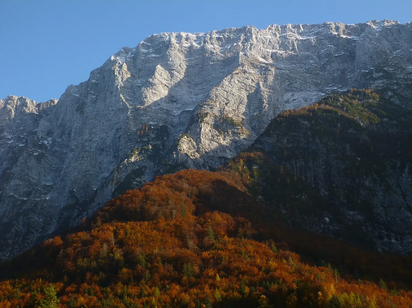 Photo showing: Loška stena