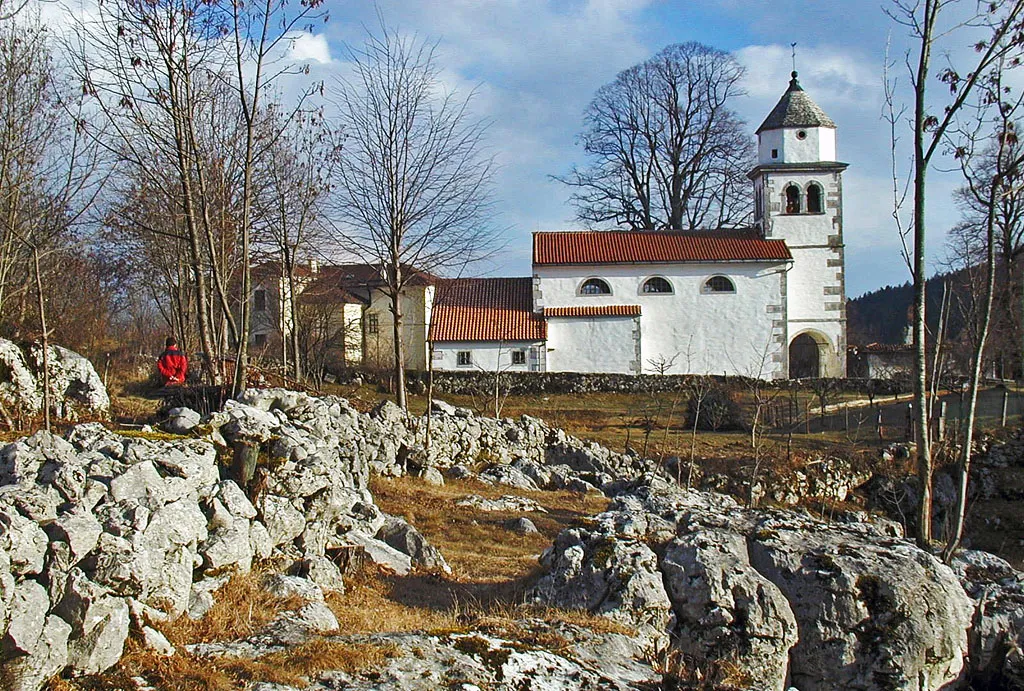Photo showing: The church in Golac