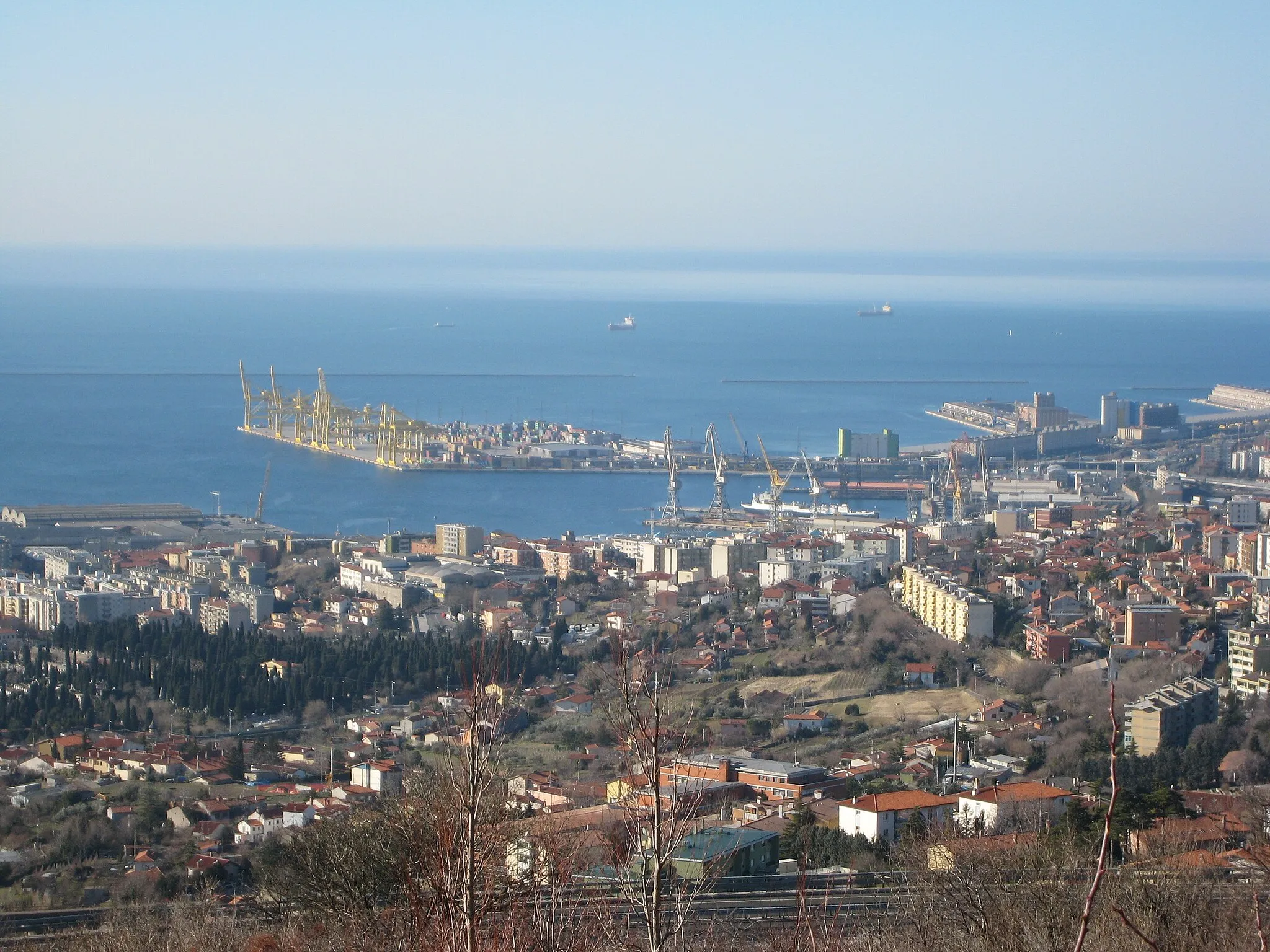 Photo showing: Trieste - Cattinara - Vista della città dal Monbeau