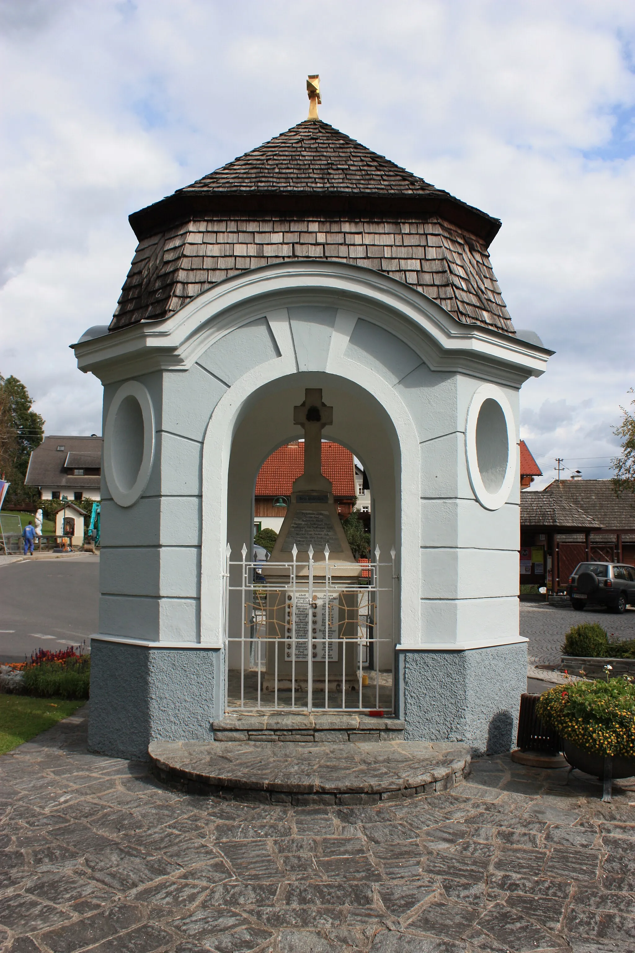 Photo showing: War memorial
Locality: Berg im Drautal

Community:Berg im Drautal