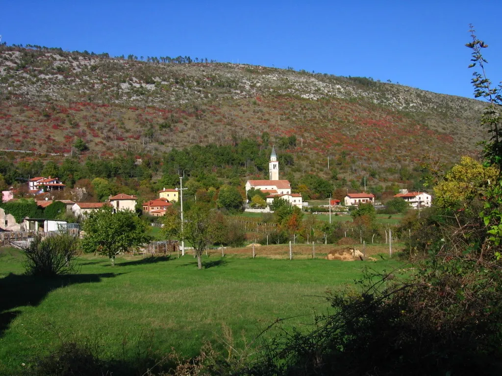 Photo showing: Brestovica pri Komnu