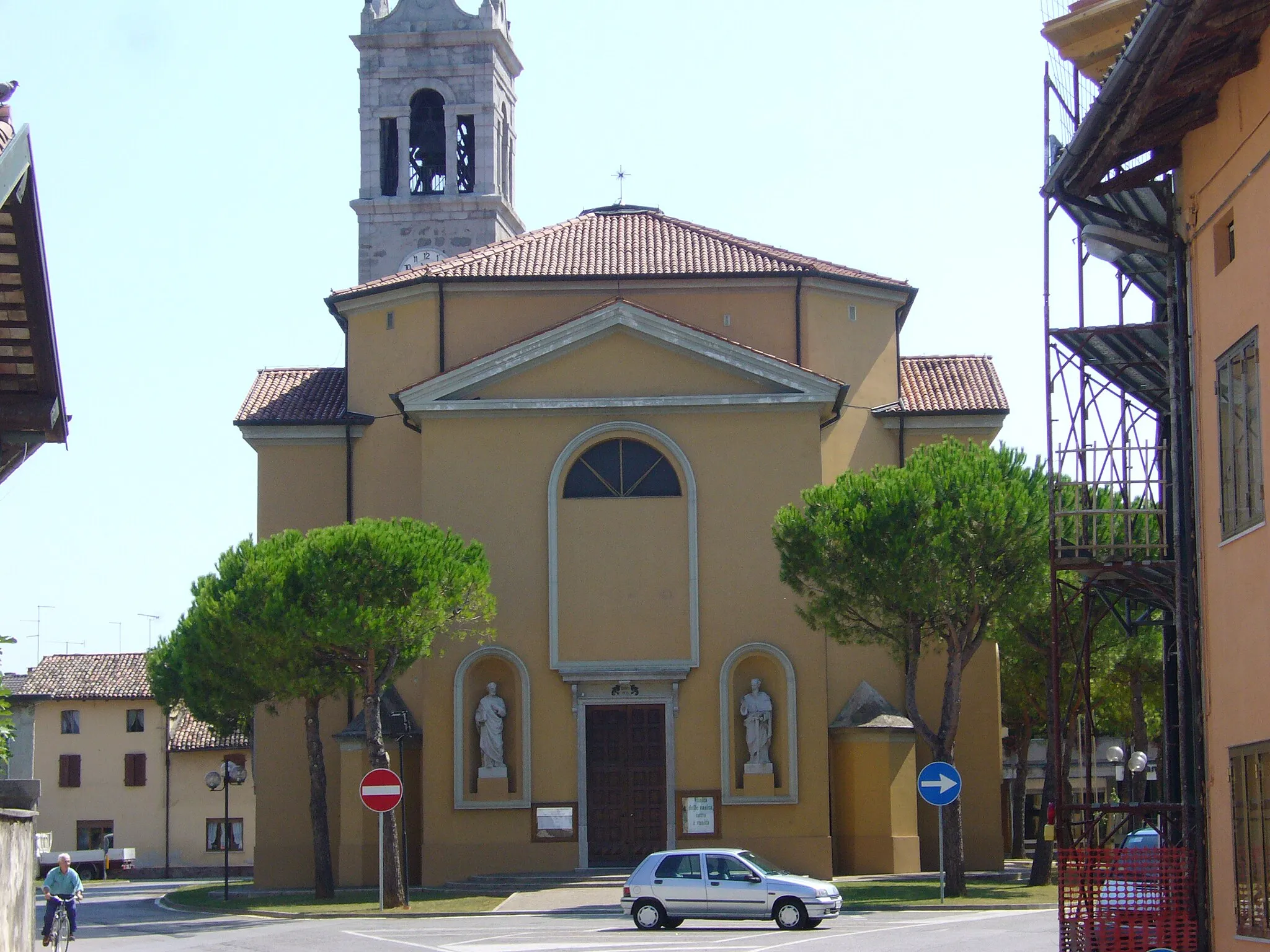 Photo showing: Chiesa parrocchiale di San Martino Vescovo in Terenzano