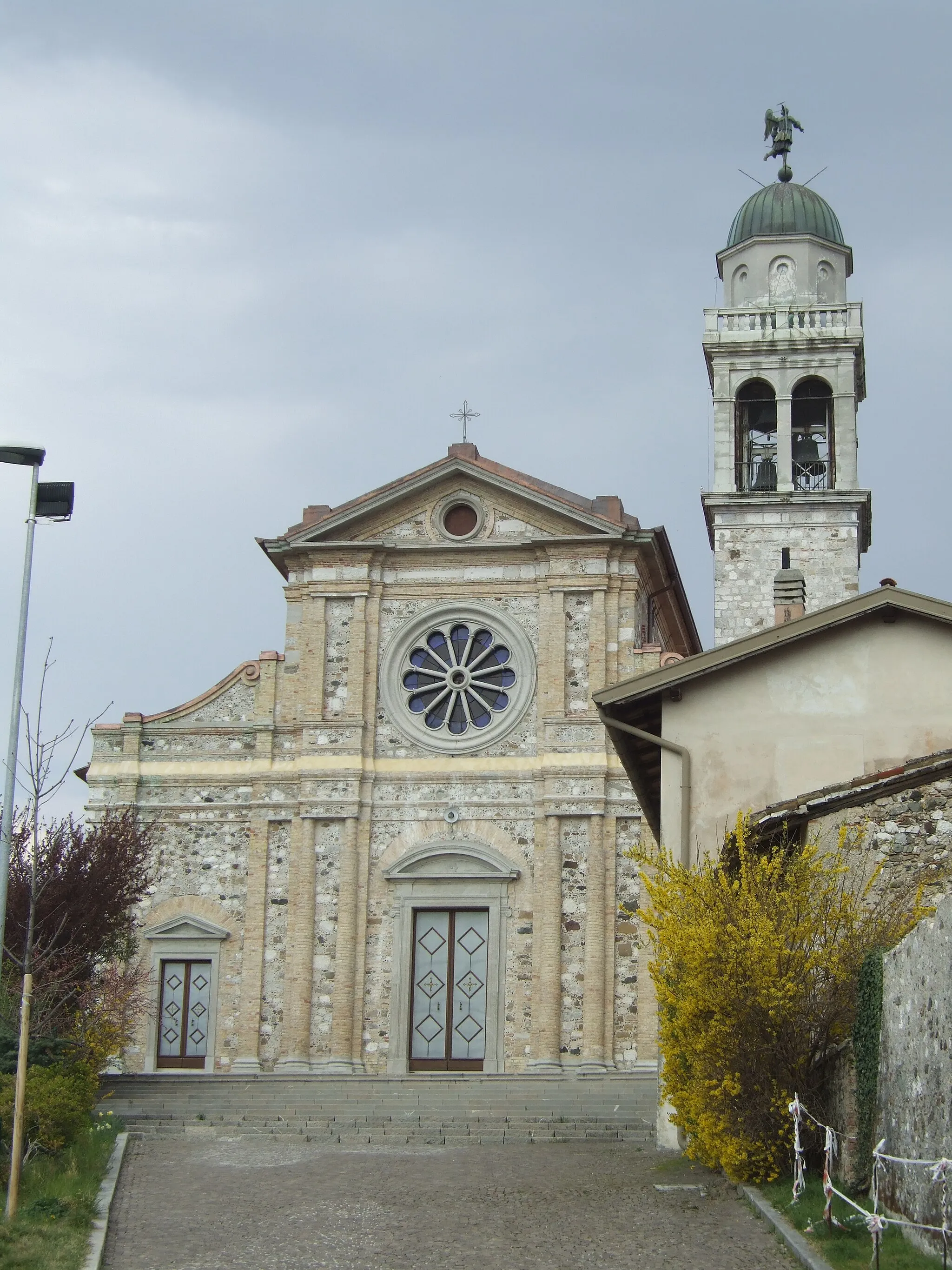 Photo showing: Moruzzo - Chiesa