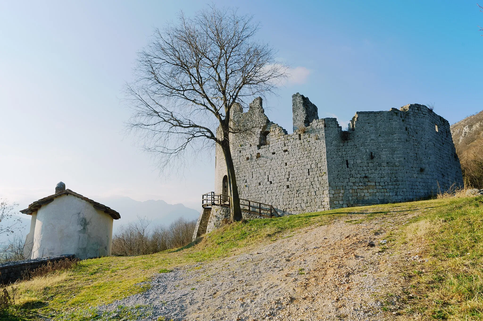 Photo showing: Castello di Toppo