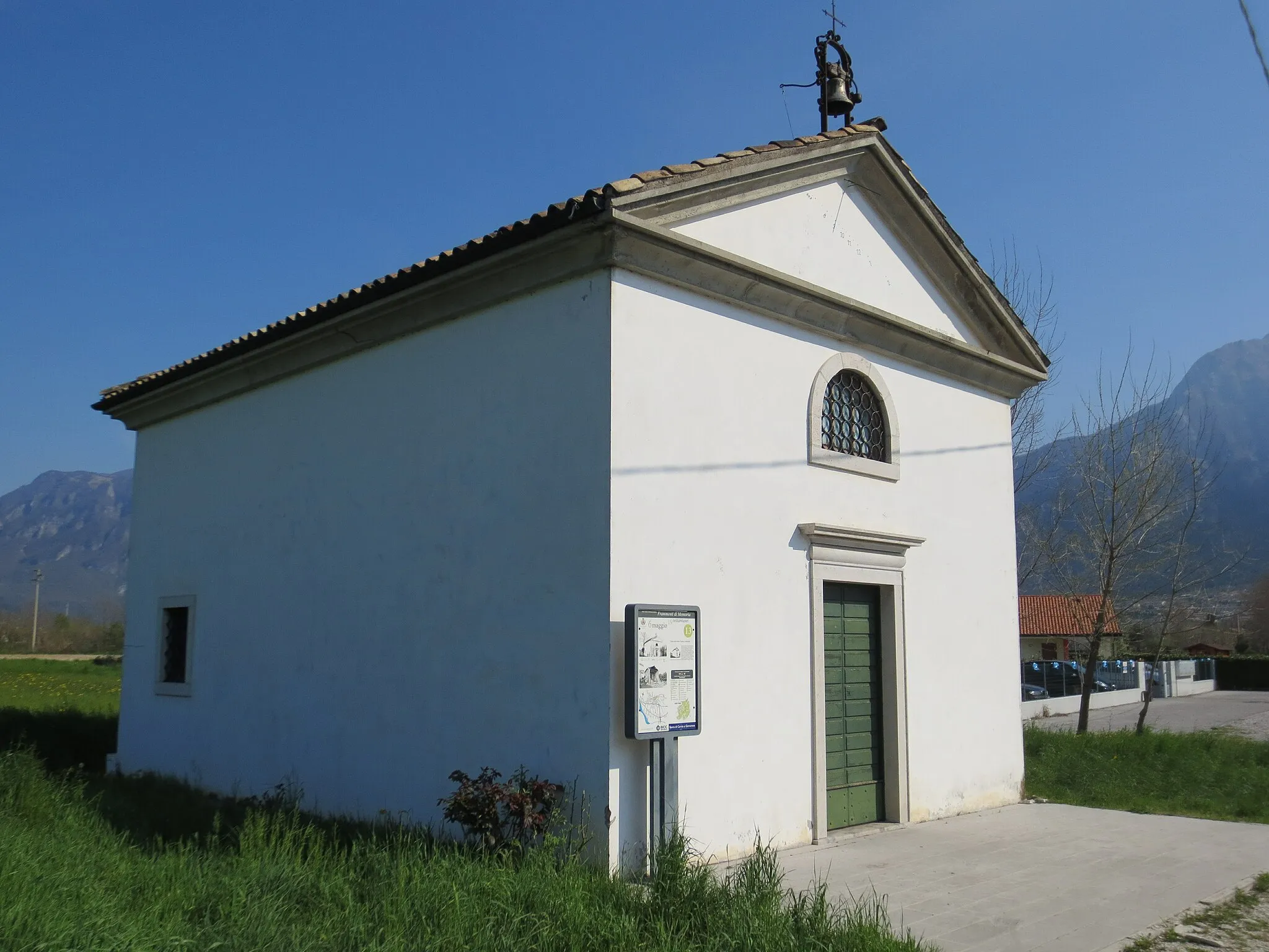 Photo showing: Gemona, fr. Campo Taboga, la chiesetta di via Venuti.