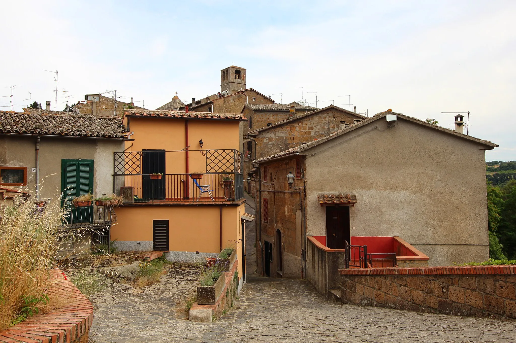 Photo showing: town center of Proceno, Province of Viterbo, Lazio, Italy