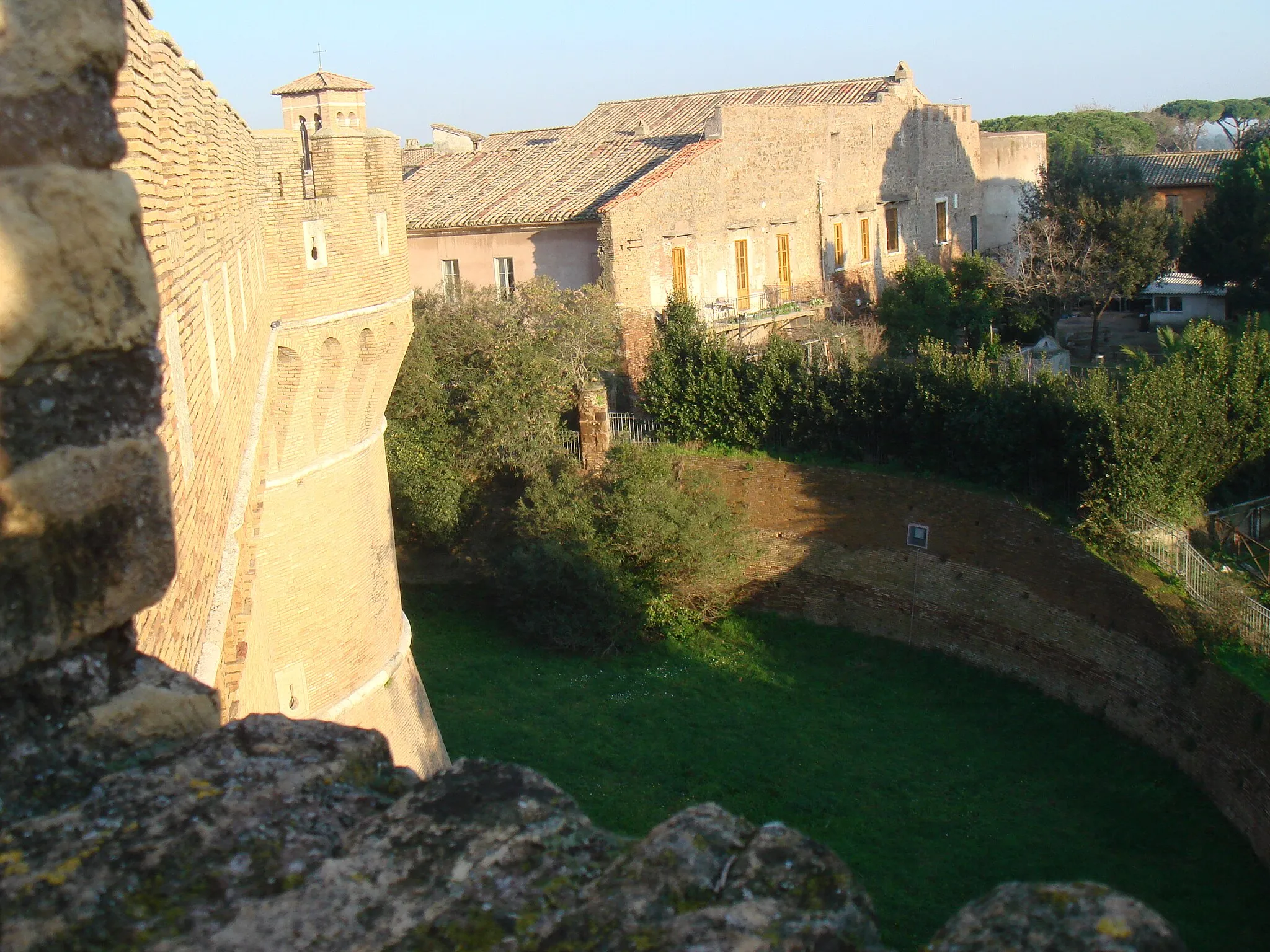 Photo showing: Castle of Iulius II, Borgo di Ostia Antica, Latium, Italy.