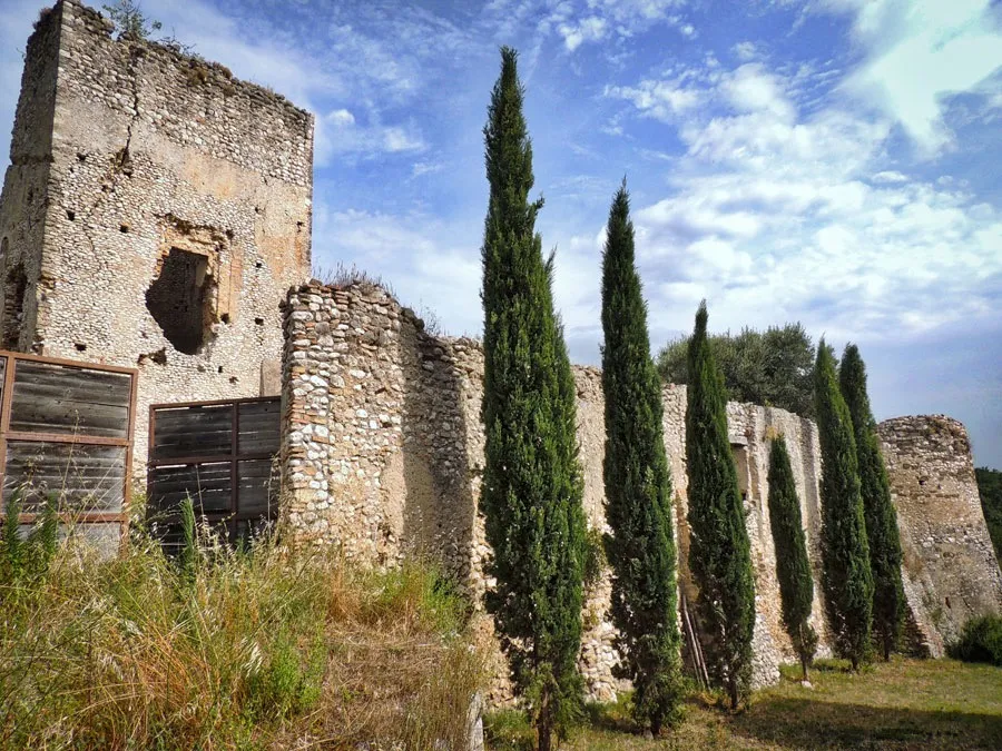 Photo showing: Castello di Stazzano Vecchio