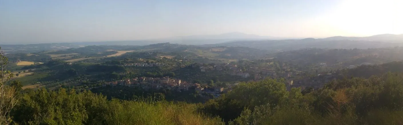 Photo showing: Punto panoramico sul castello di fornole