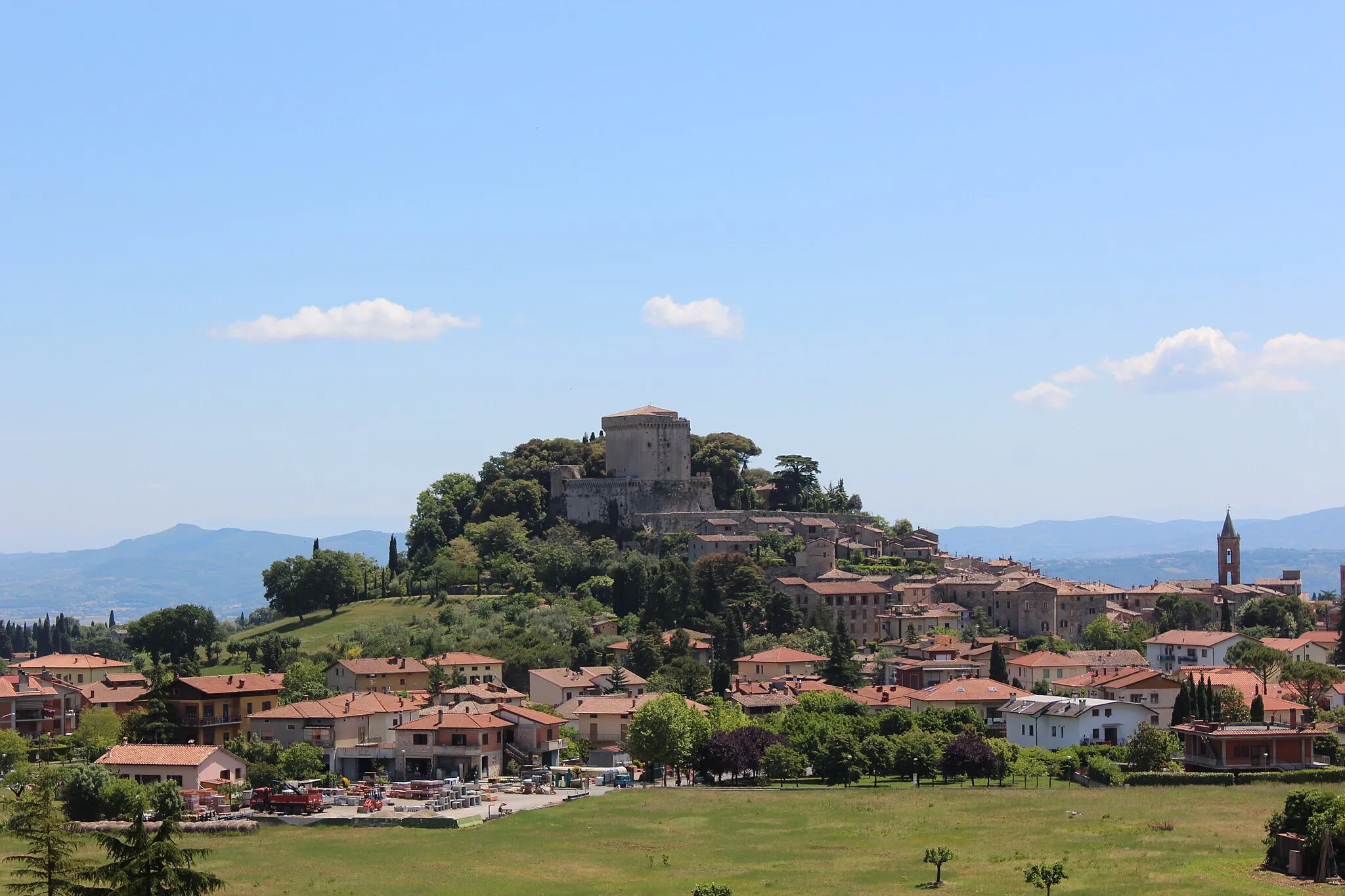 Photo showing: Panorama of Sarteano, Province of Siena, Tuscany, Italy