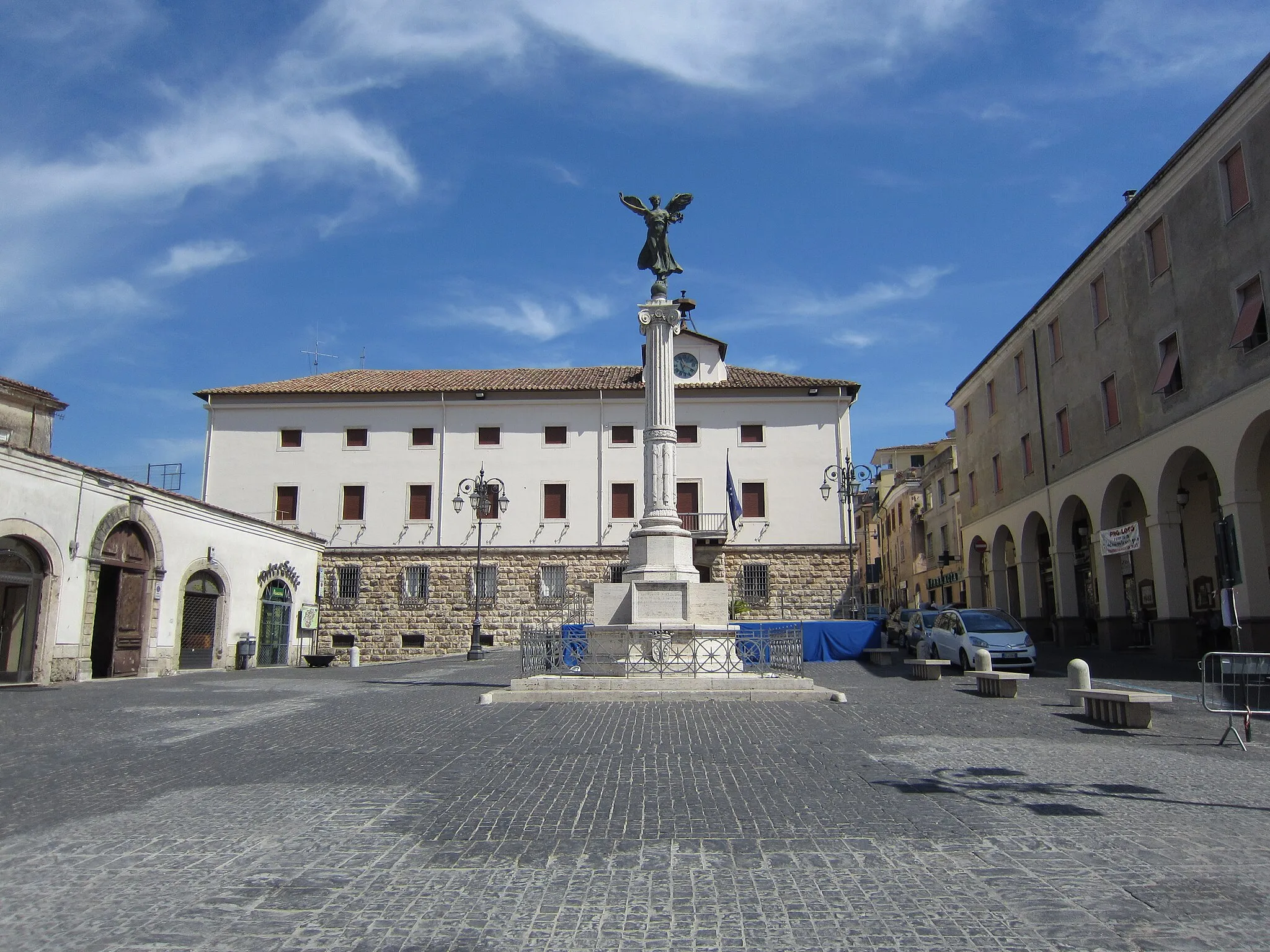 Photo showing: Piazza Matteotti
