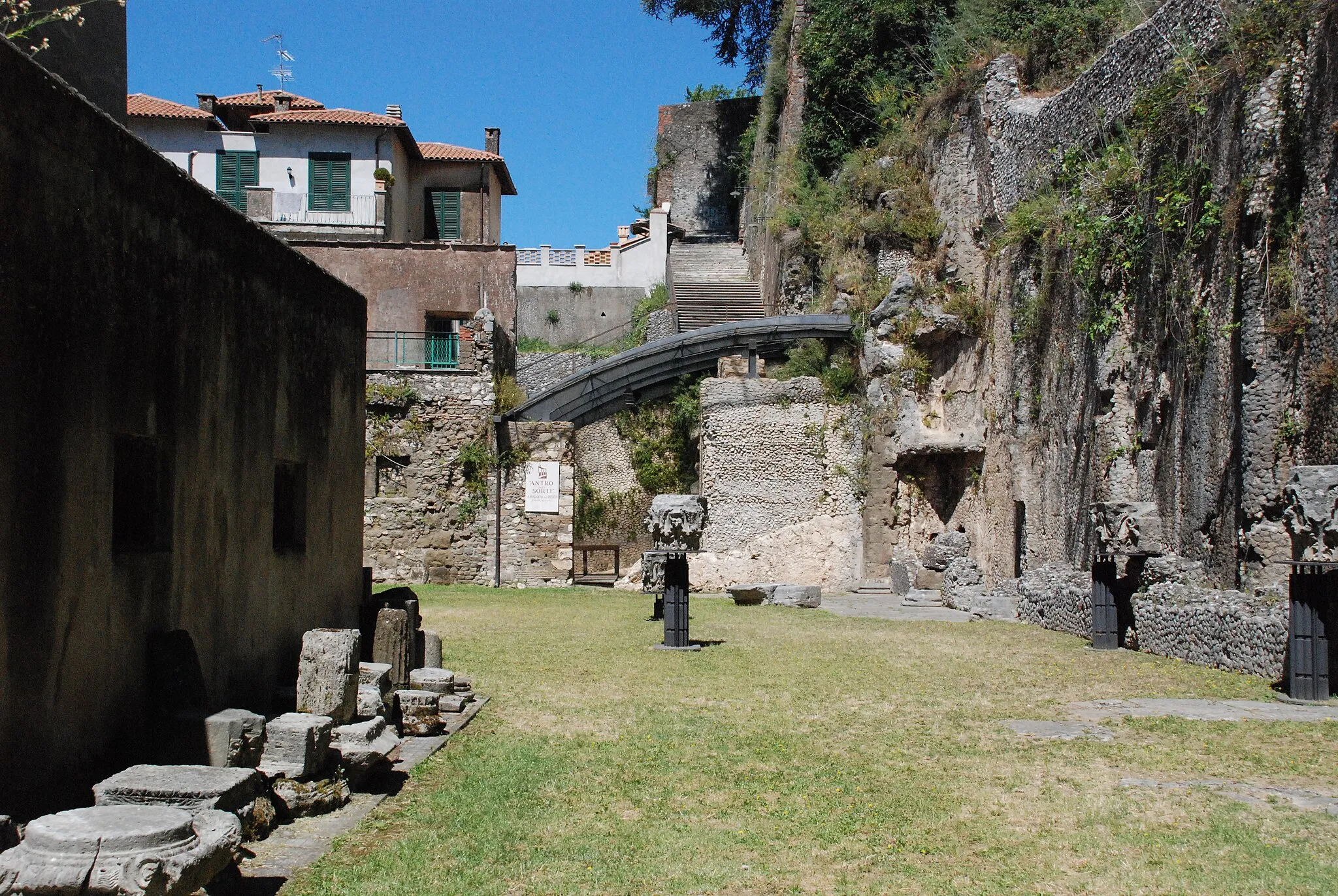 Photo showing: Sanctuary of Fortuna Primigenia and The National Archeological Museum Of Palestrina