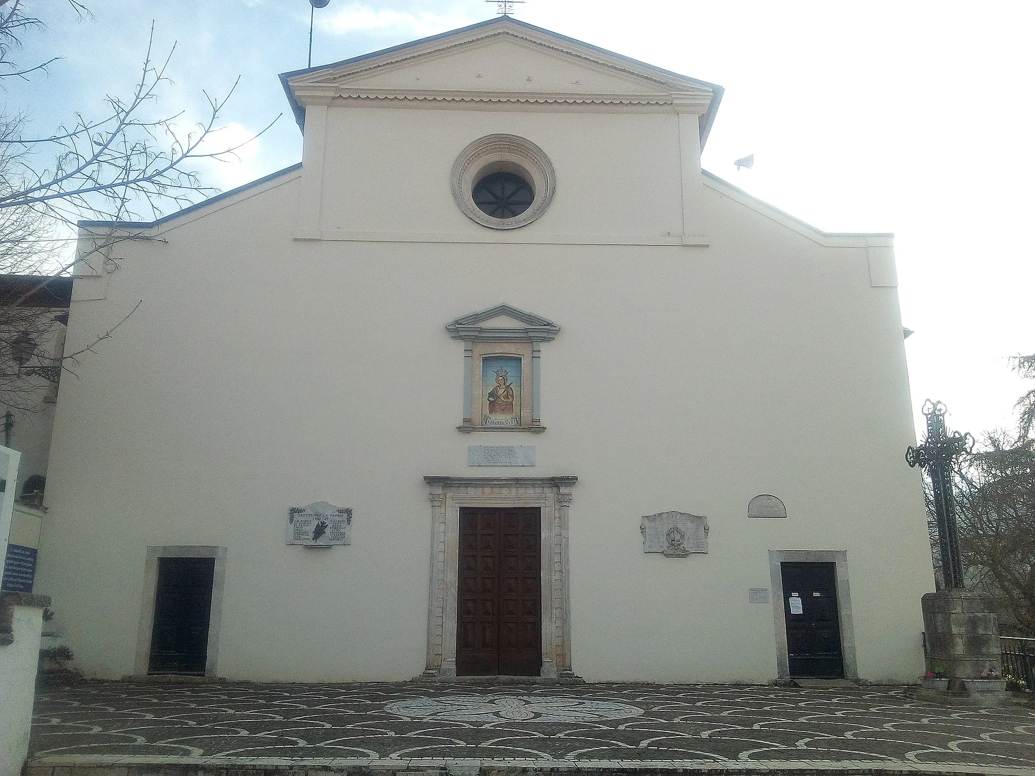 Photo showing: Santuario di Santa Anatolia a Santa Anatolia di Borgorose