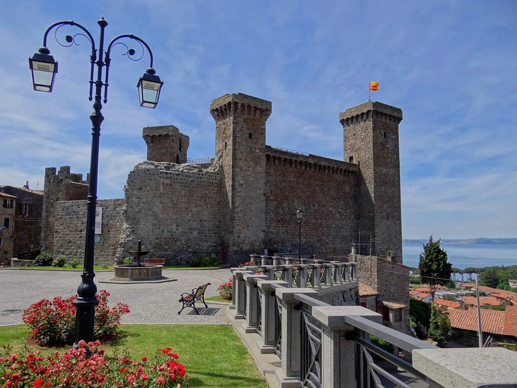 Photo showing: The Castle of Bolsena as seen from the Via Francigena just as it enters the town.