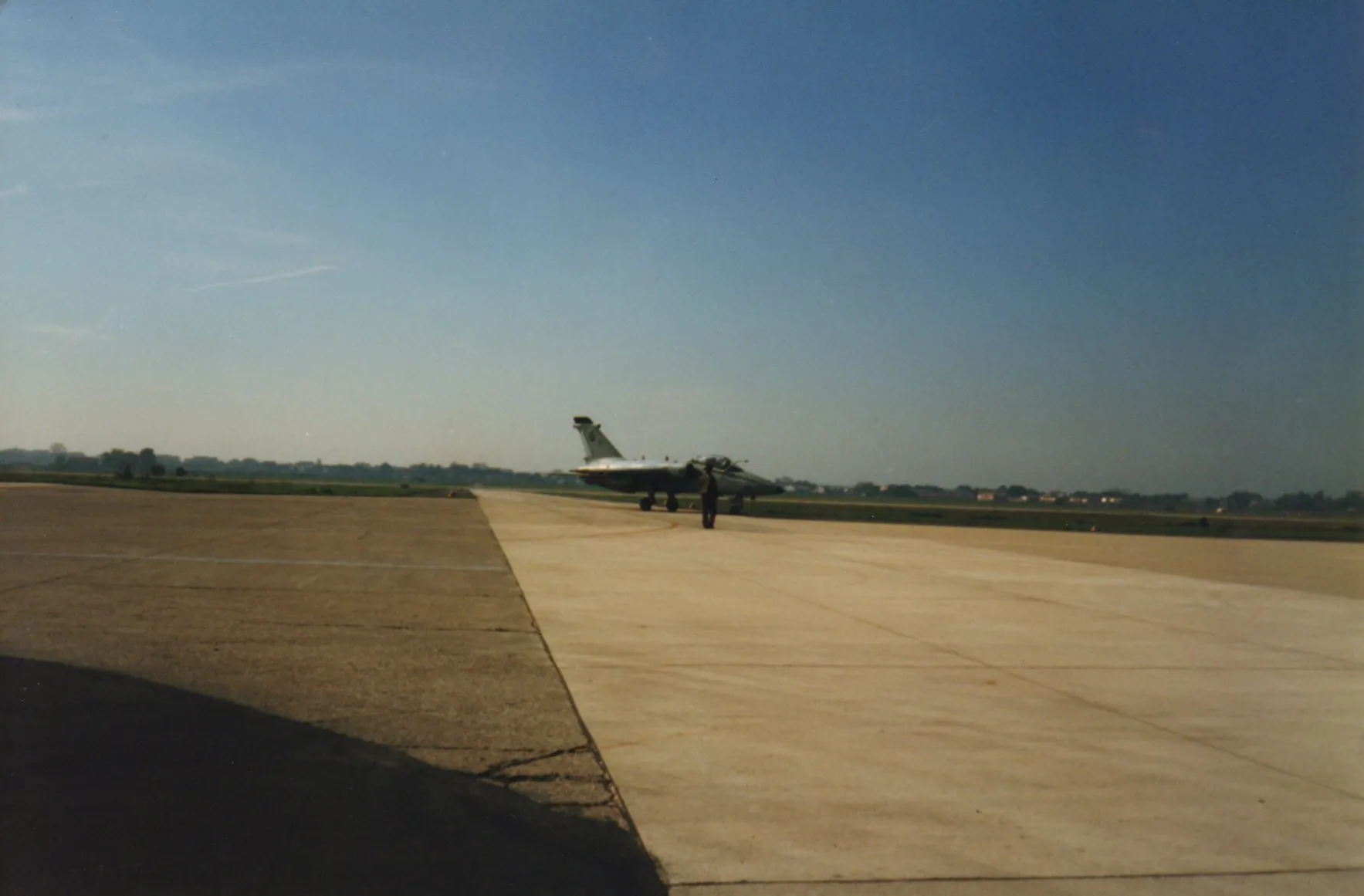 Photo showing: Military airport of Pratica di Mare, Rome (Italy)